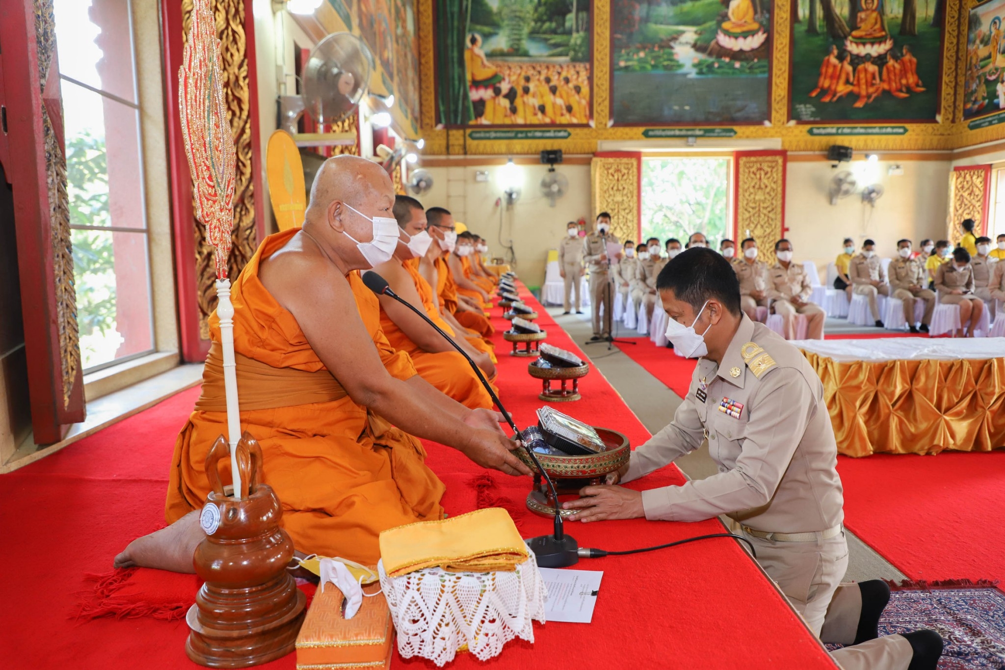 กำแพงเพชร เมืองมรดกโลก : พช.กำแพงเพชร ร่วมพิธีถวายภัตตาหาร และสิ่งของพระราชทาน ของพระบาทสมเด็จพระเจ้าอยู่หัว แด่พระภิกษุ สามเณร ในการสอบบาลีสนามหลวง ครั้งที่ 1 วันที่สอง