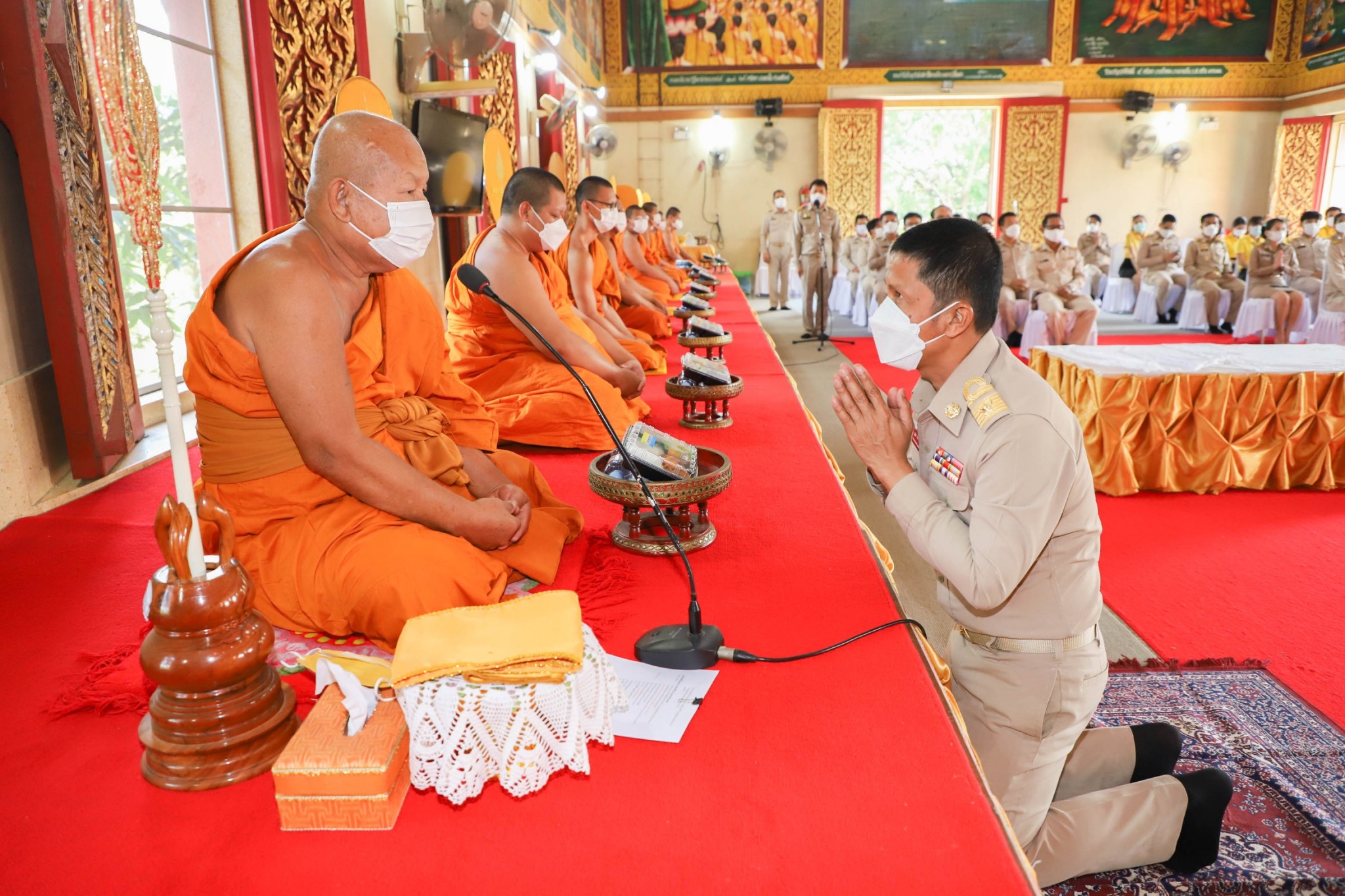 กำแพงเพชร เมืองมรดกโลก : พช.กำแพงเพชร ร่วมพิธีถวายภัตตาหาร และสิ่งของพระราชทาน ของพระบาทสมเด็จพระเจ้าอยู่หัว แด่พระภิกษุ สามเณร ในการสอบบาลีสนามหลวง ครั้งที่ 1 วันที่สอง