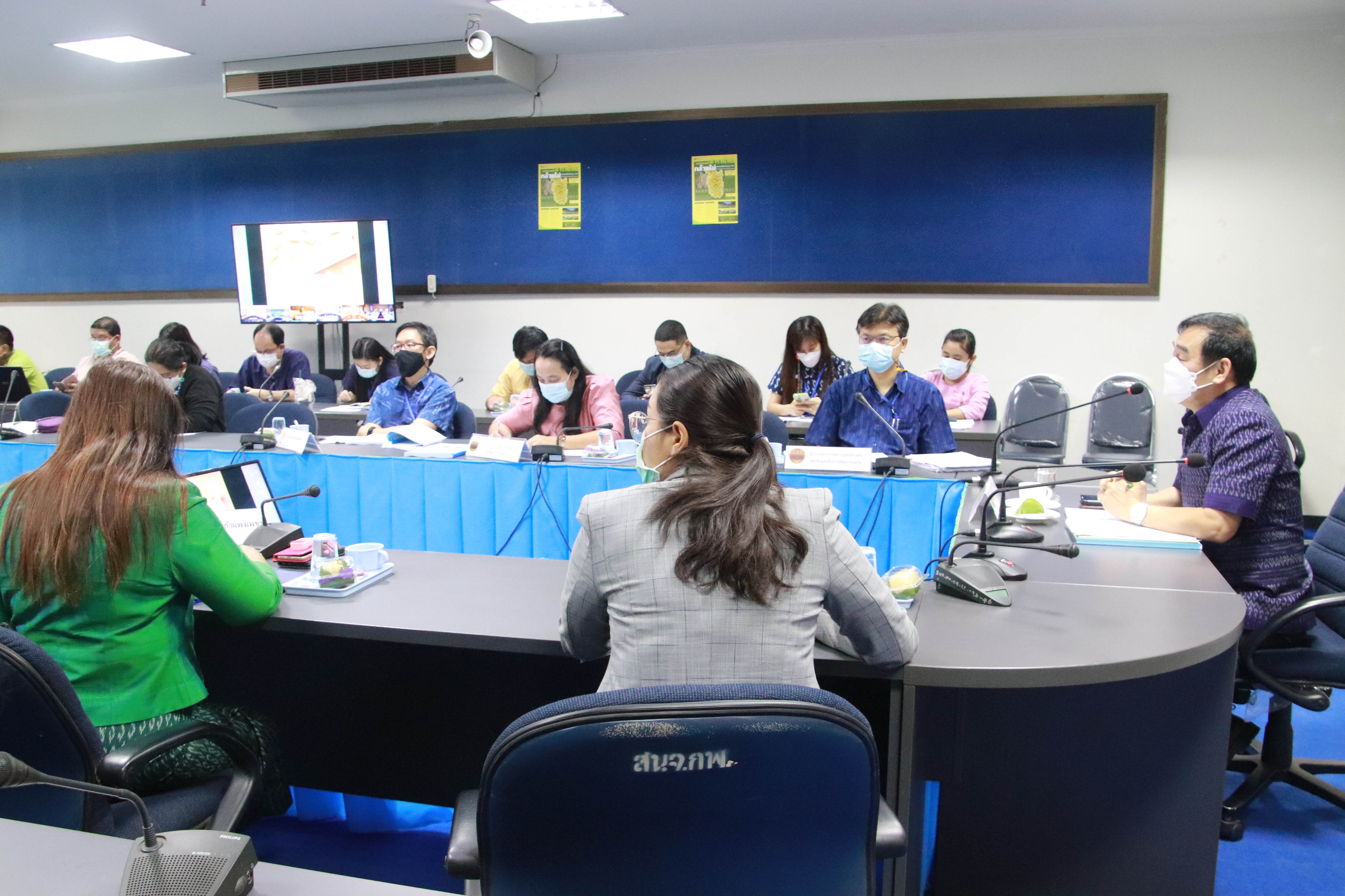 พช.กำแพงเพชร ร่วมประชุมขับเคลื่อนและติดตามนโยบายและภารกิจสำคัญของสำนักงานปลัดกระทรวงมหาดไทย