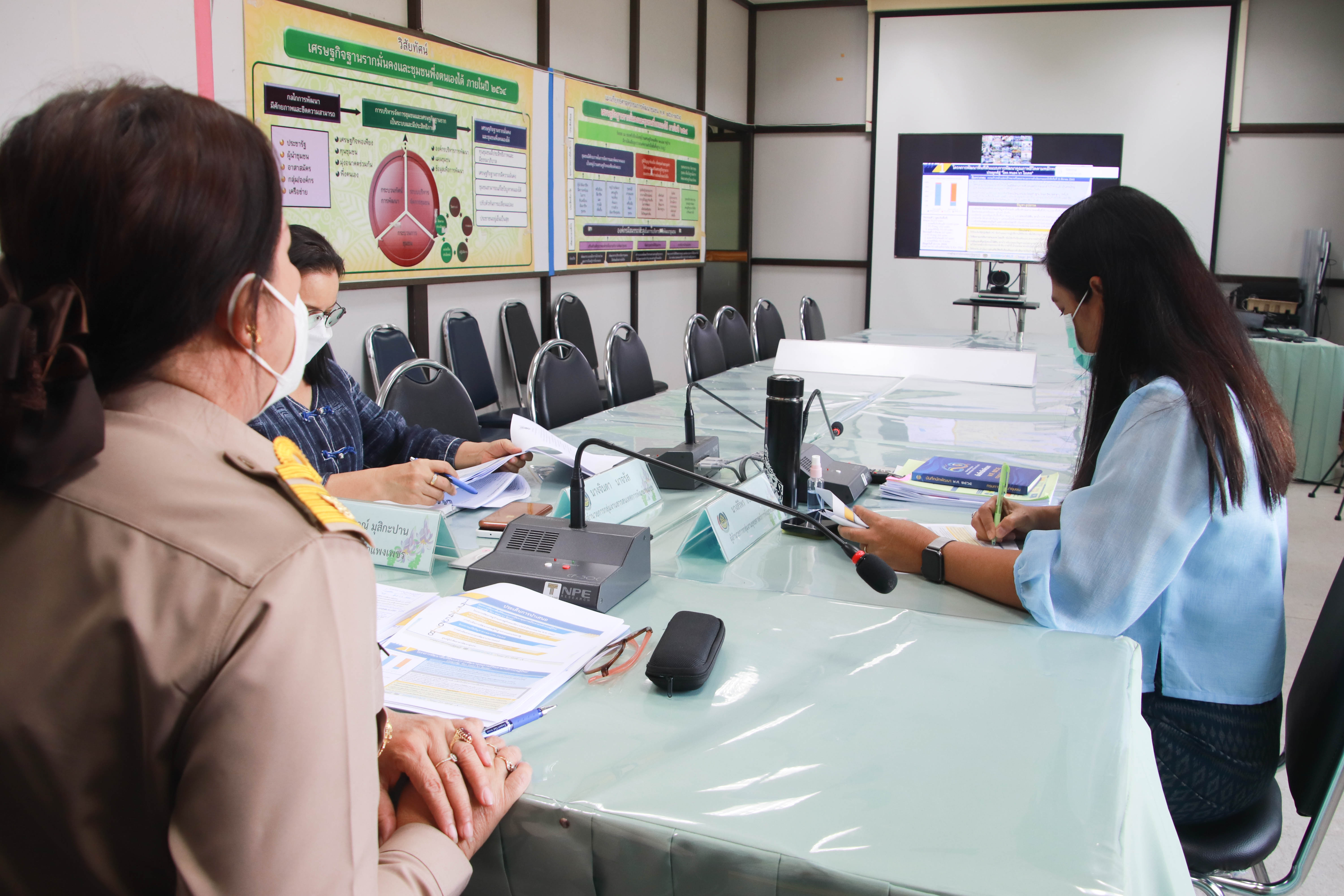 พช.กำแพงเพชร ร่วมประชุมกรมการพัฒนาชุมชน ครั้งที่ 2/2565