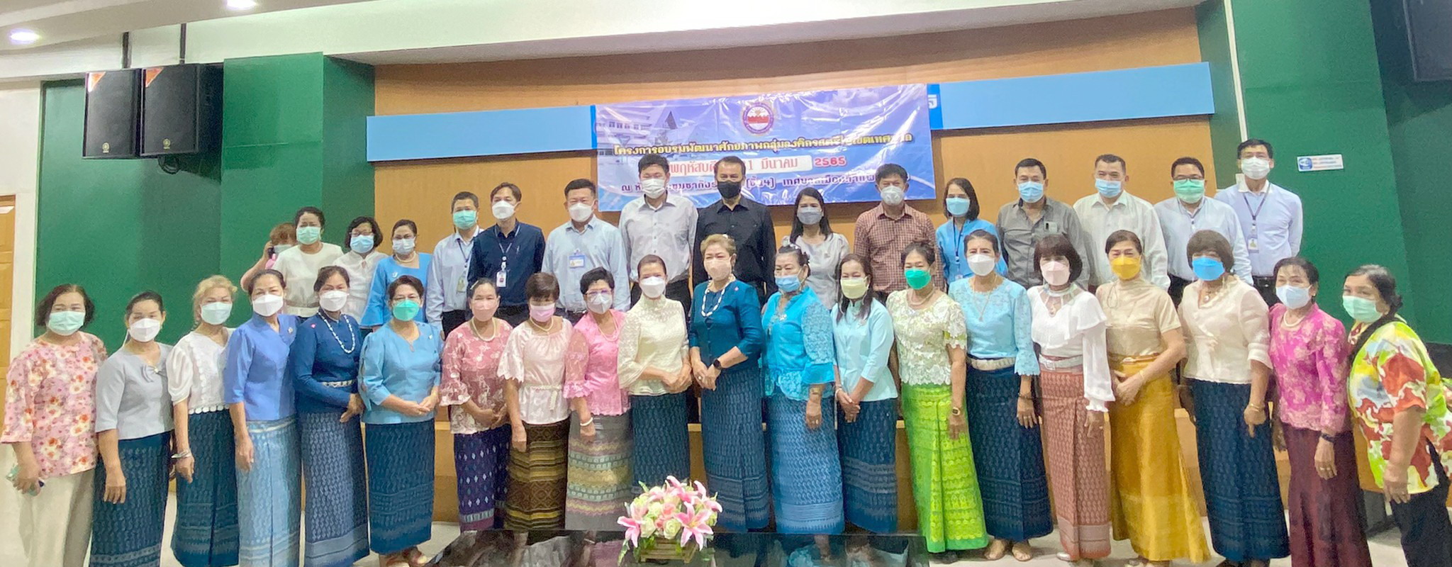พช.กำแพงเพชร ร่วมโครงการอบรมพัฒนาศักยภาพกลุ่มองค์กรสตรีในเขตเทศบาล ประจำปีงบประมาณ พ.ศ. 2565