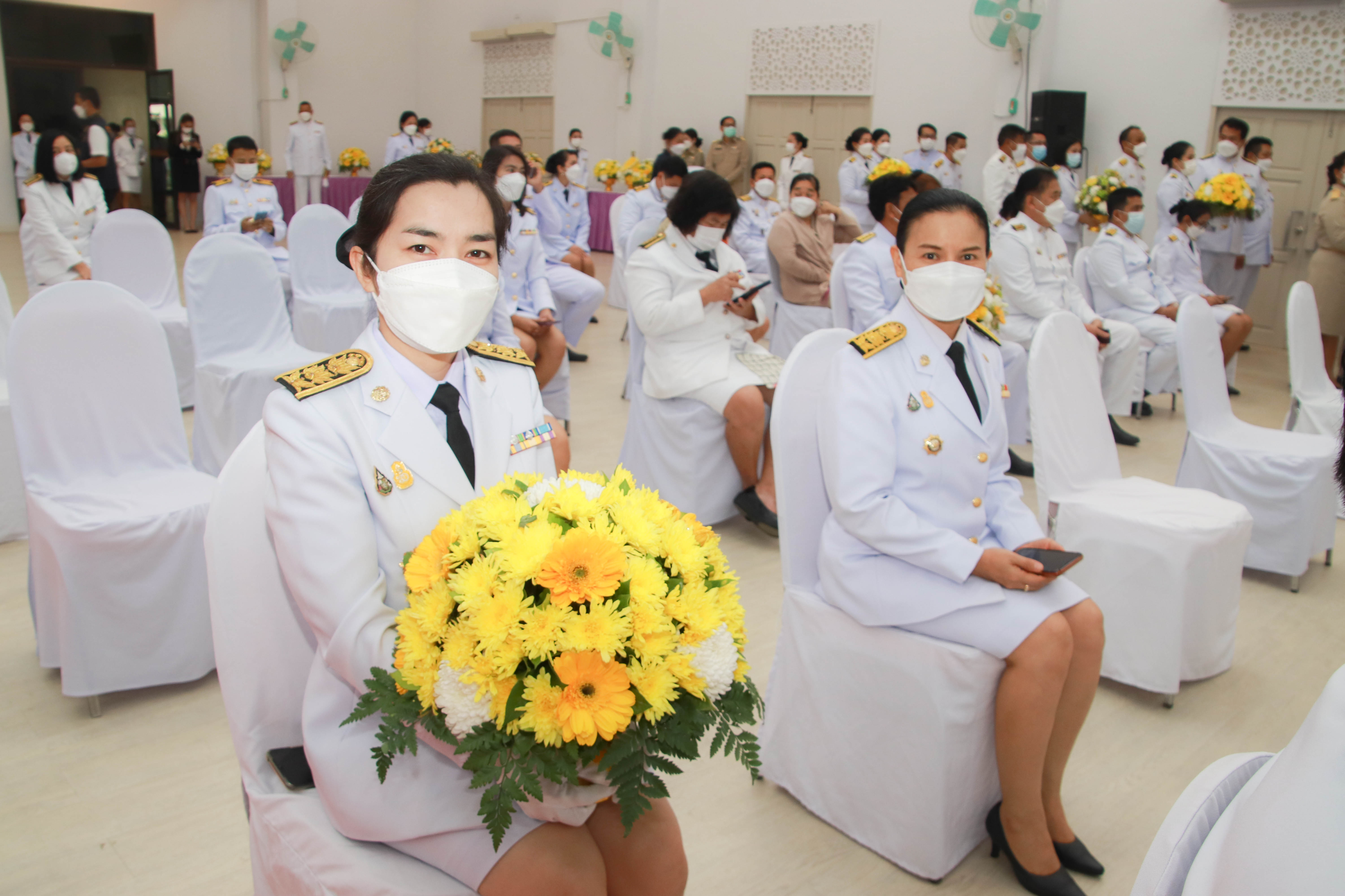 กำแพงเพชร เมืองมรดกโลก : พช.กำแพงเพชร ร่วมพิธีวางพานพุ่มฯและวันมาตรฐานฝีมือแรงงานแห่งชาติ ประจำปี 2565