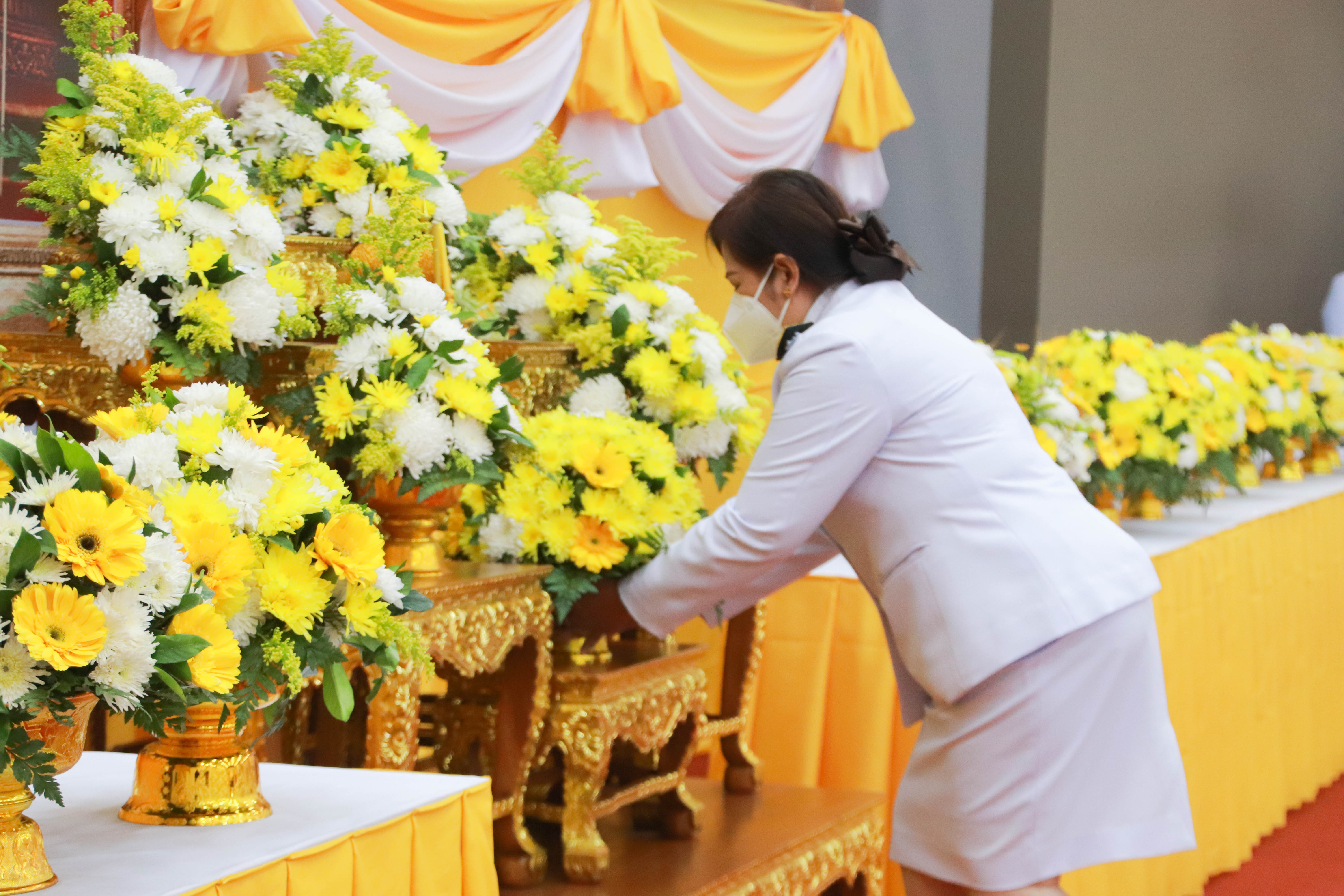 กำแพงเพชร เมืองมรดกโลก : พช.กำแพงเพชร ร่วมพิธีวางพานพุ่มฯและวันมาตรฐานฝีมือแรงงานแห่งชาติ ประจำปี 2565