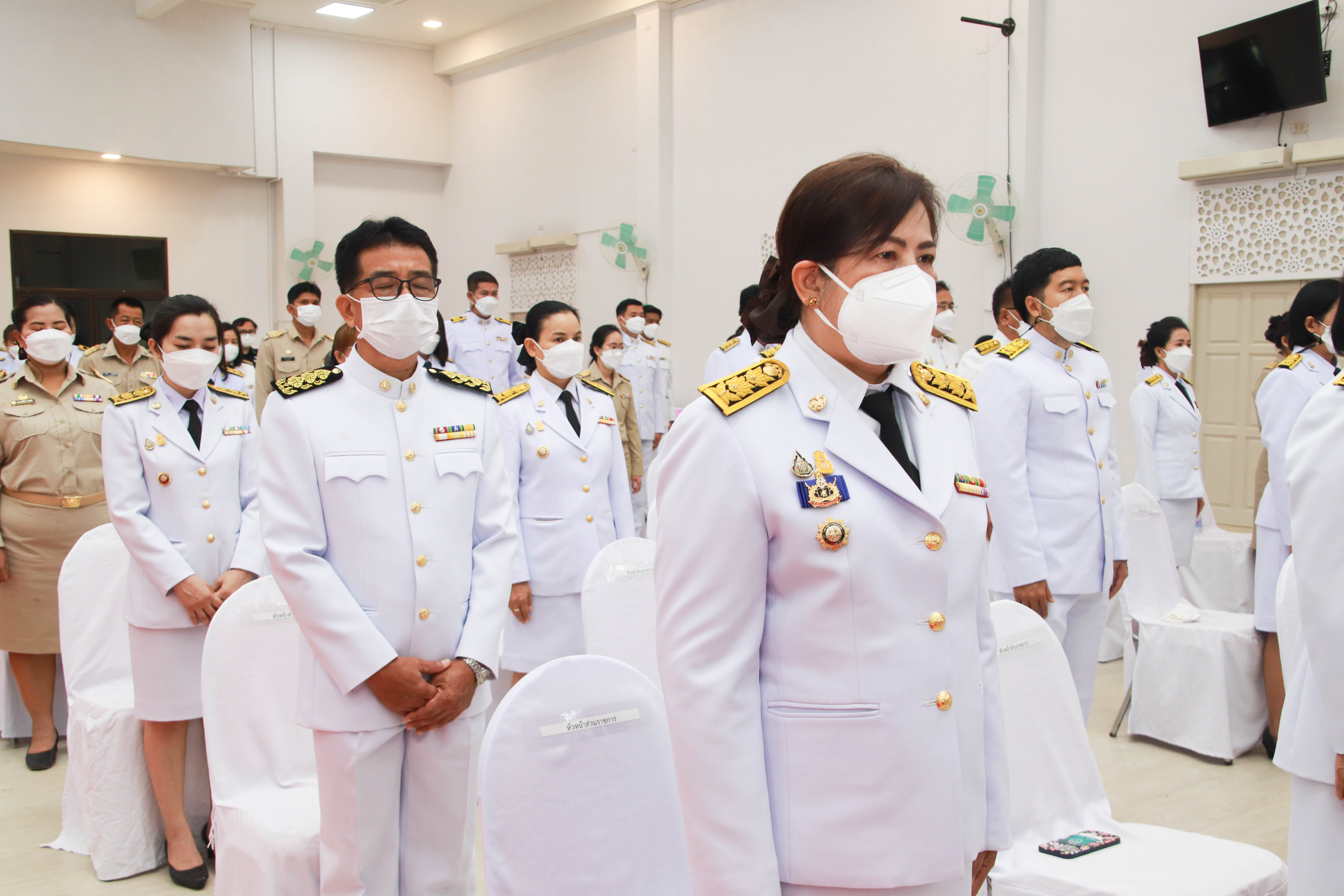 กำแพงเพชร เมืองมรดกโลก : พช.กำแพงเพชร ร่วมพิธีวางพานพุ่มฯและวันมาตรฐานฝีมือแรงงานแห่งชาติ ประจำปี 2565