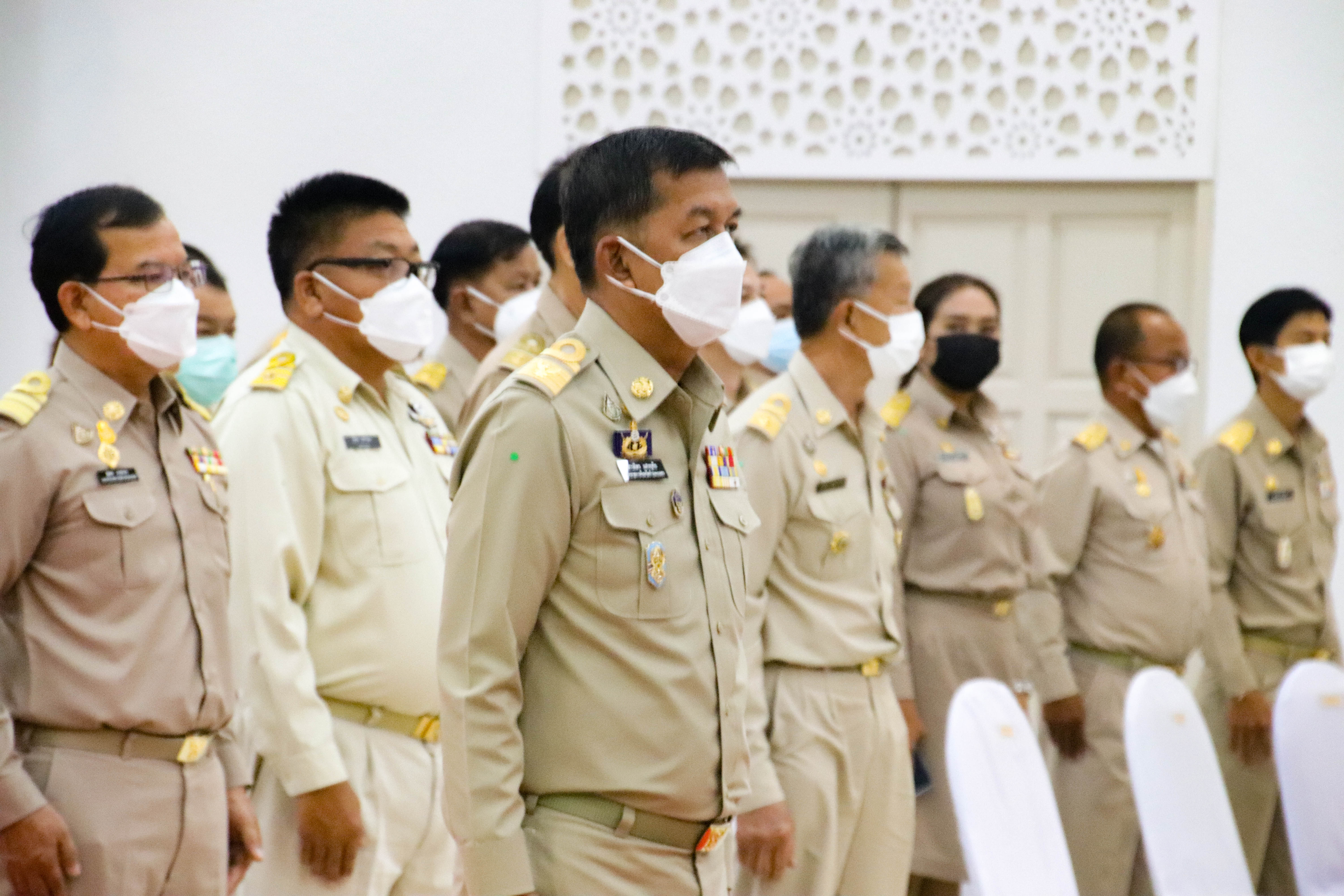 พช.กำแพงเพชร ร่วมพิธีถวายราชสักการะ ร.5 เนื่องในวันท้องถิ่นไทย ประจำปี 2565
