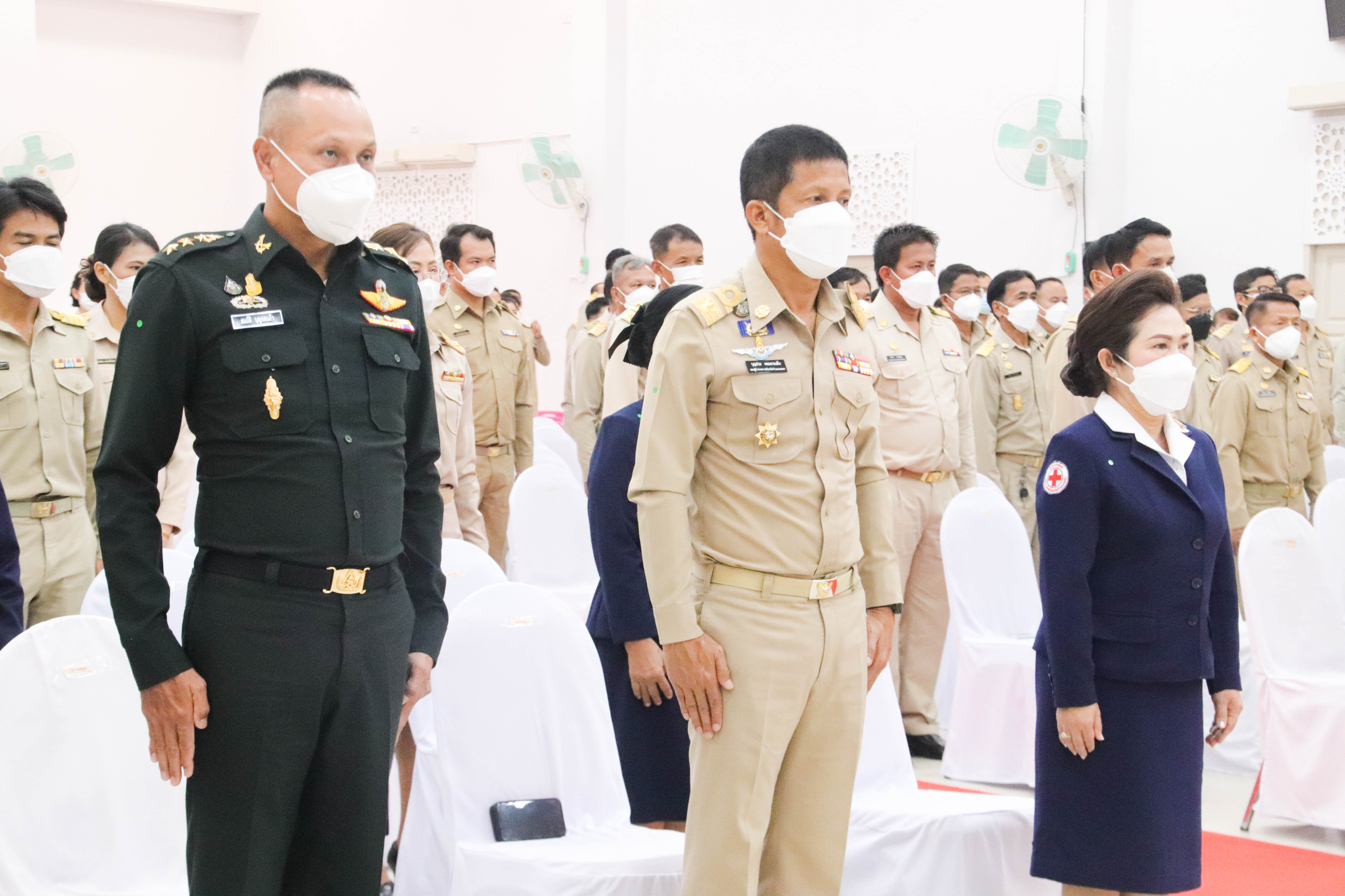 พช.กำแพงเพชร ร่วมพิธีถวายราชสักการะ ร.5 เนื่องในวันท้องถิ่นไทย ประจำปี 2565