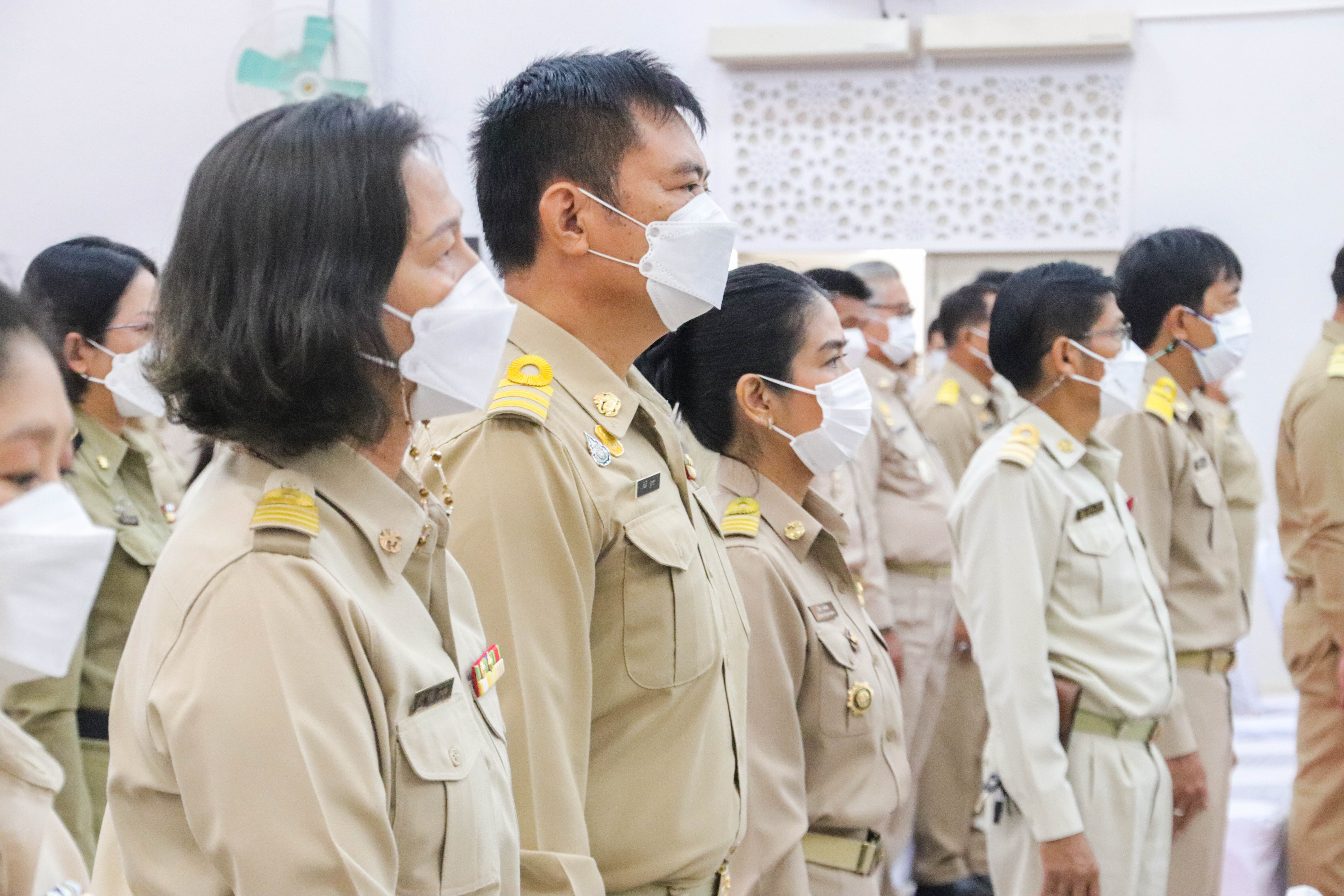 พช.กำแพงเพชร ร่วมพิธีถวายราชสักการะ ร.5 เนื่องในวันท้องถิ่นไทย ประจำปี 2565