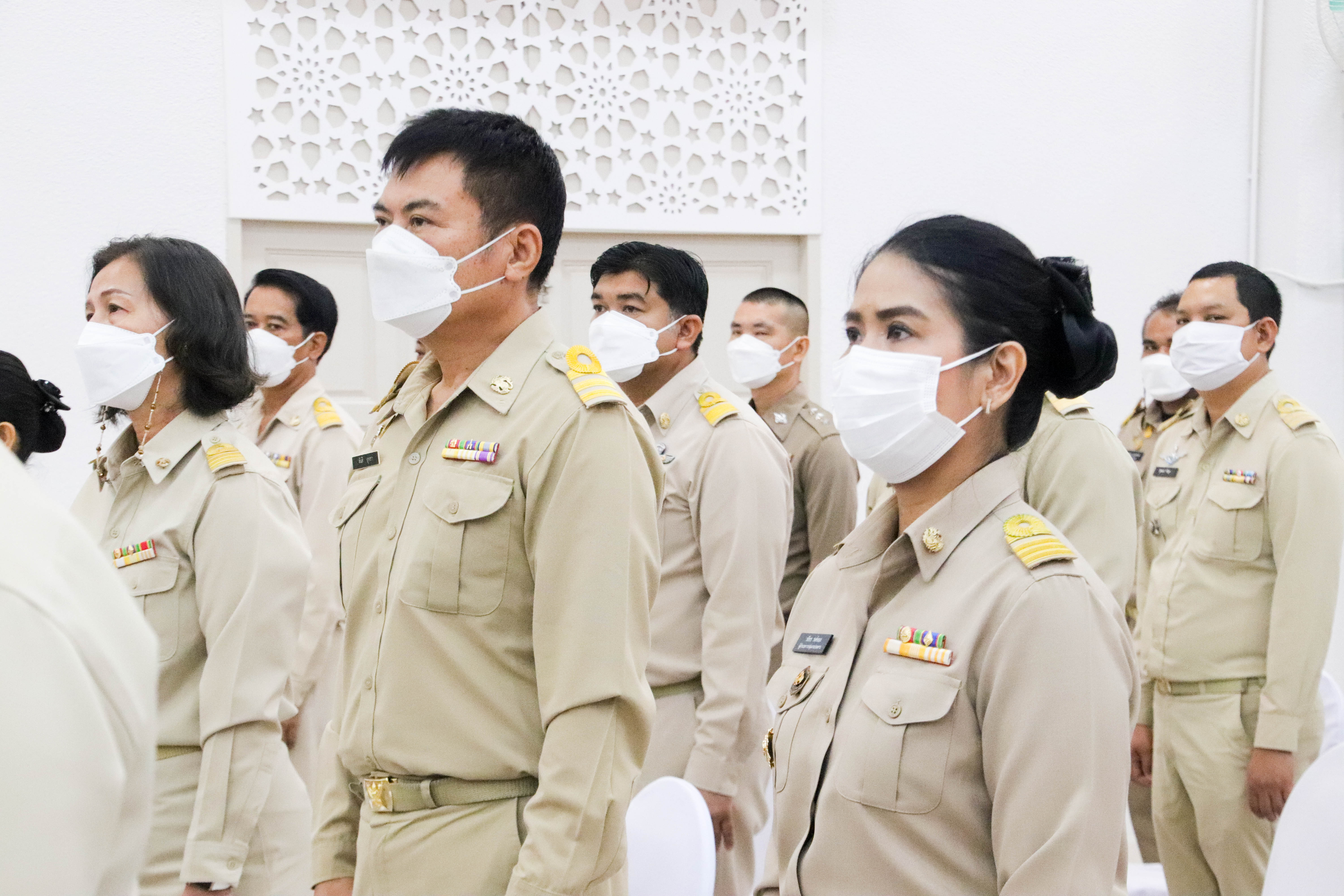 พช.กำแพงเพชร ร่วมพิธีถวายราชสักการะ ร.5 เนื่องในวันท้องถิ่นไทย ประจำปี 2565