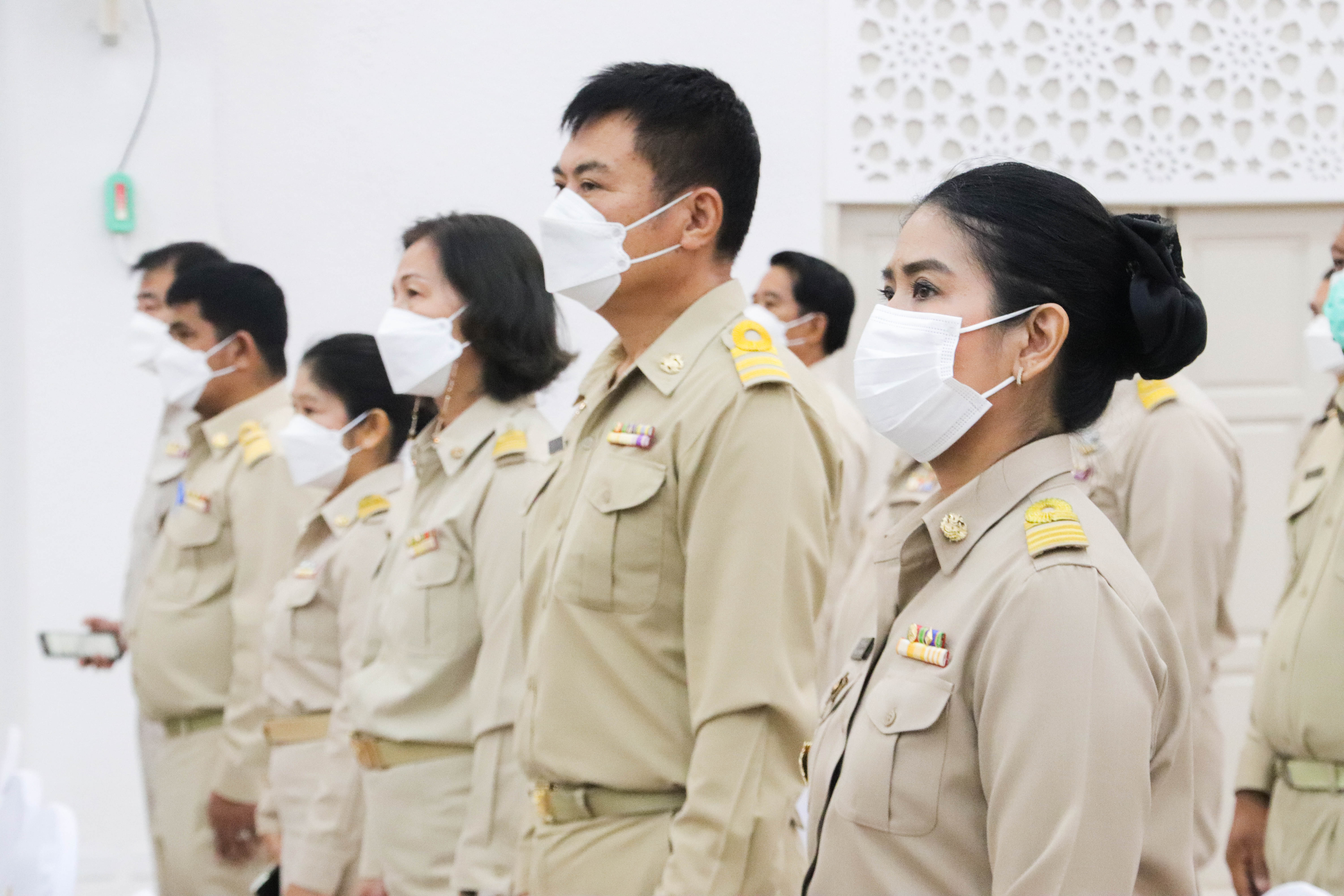 พช.กำแพงเพชร ร่วมพิธีถวายราชสักการะ ร.5 เนื่องในวันท้องถิ่นไทย ประจำปี 2565