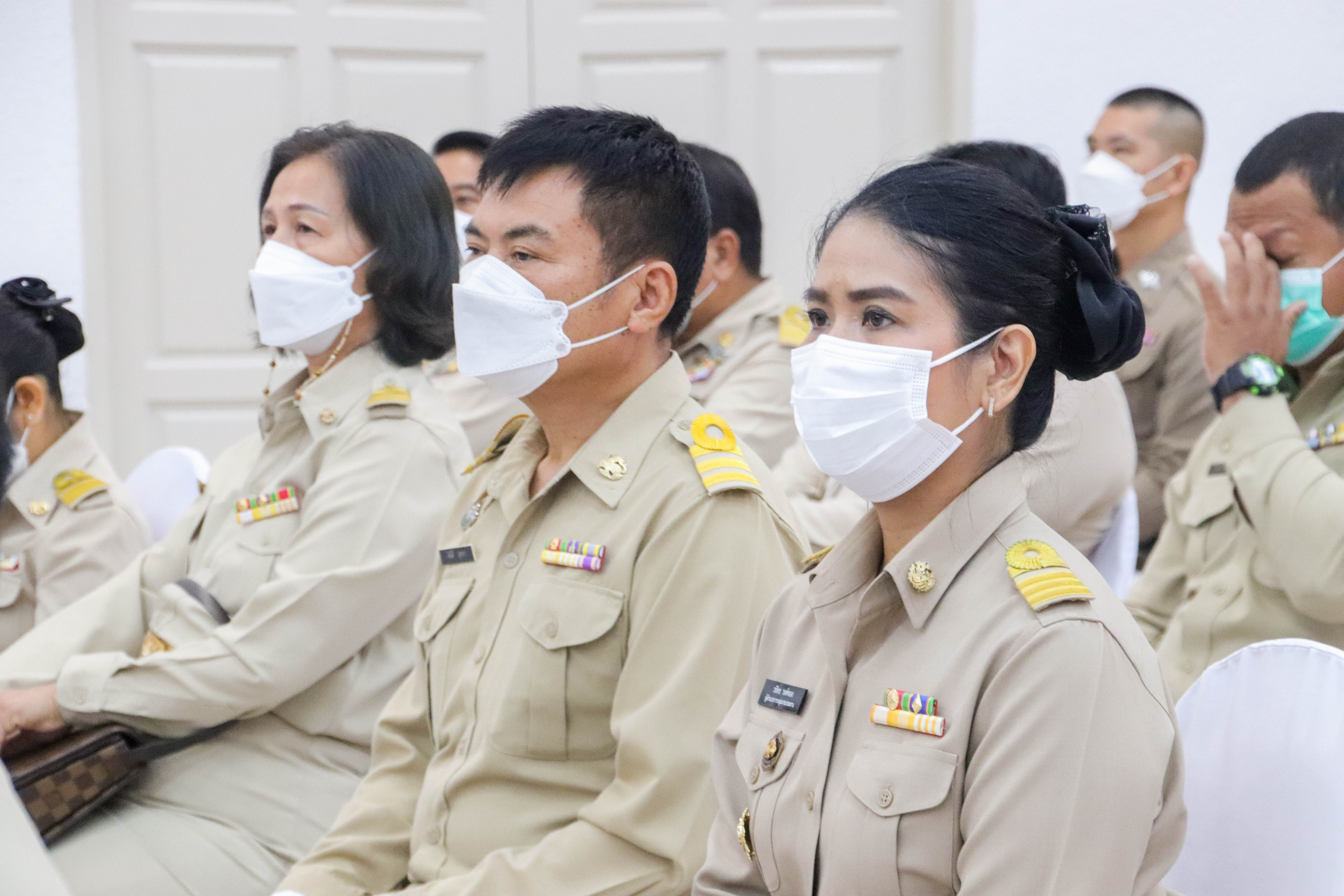 พช.กำแพงเพชร ร่วมพิธีถวายราชสักการะ ร.5 เนื่องในวันท้องถิ่นไทย ประจำปี 2565