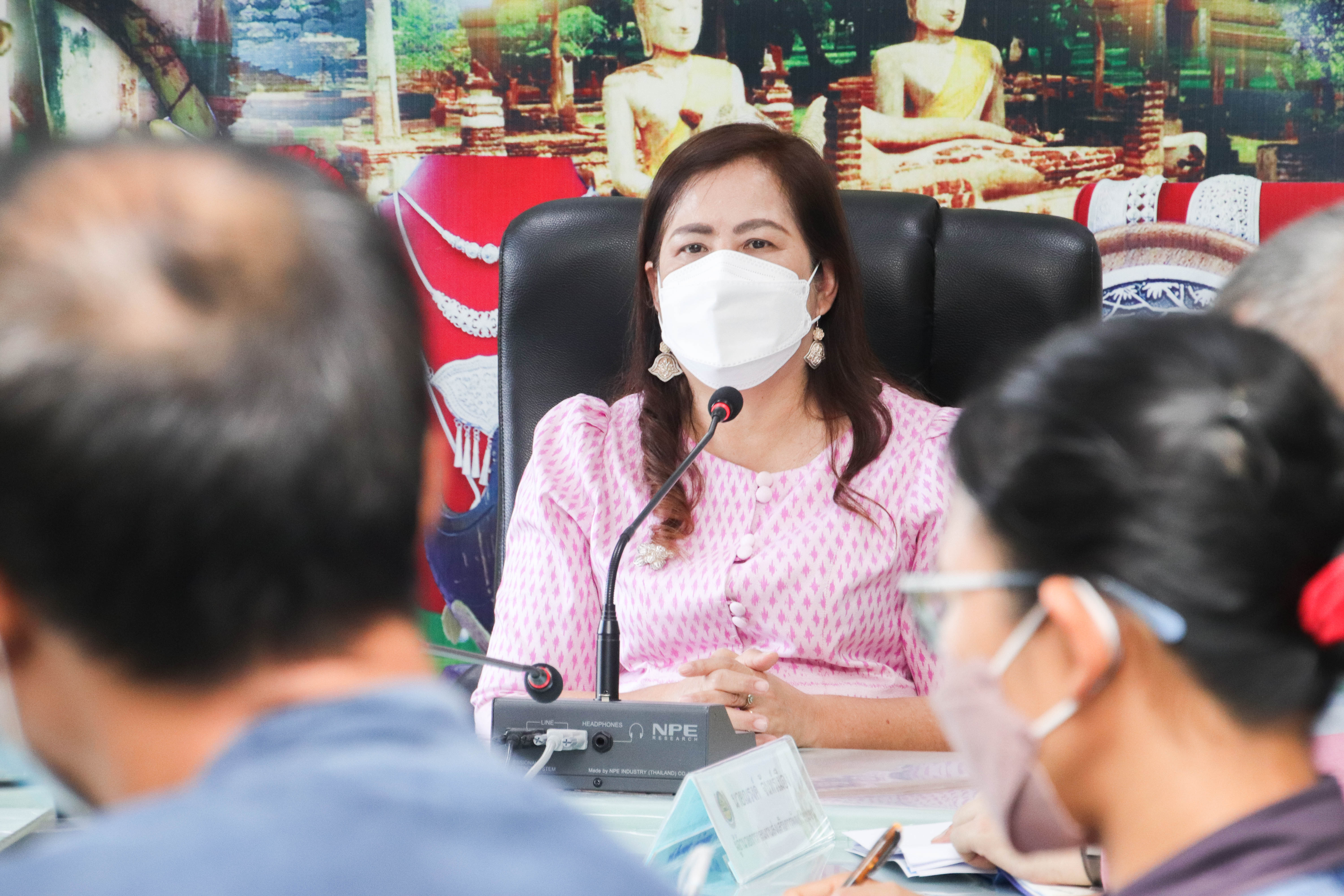 พช.กำแพงเพชร ประชุมคัดเลือกคณะกรรมการเครือข่าย ศูนย์เรียนรู้ทฤษฎีใหม่รูปแบบ “โคก หนอง นา โมเดล” ระดับจังหวัด