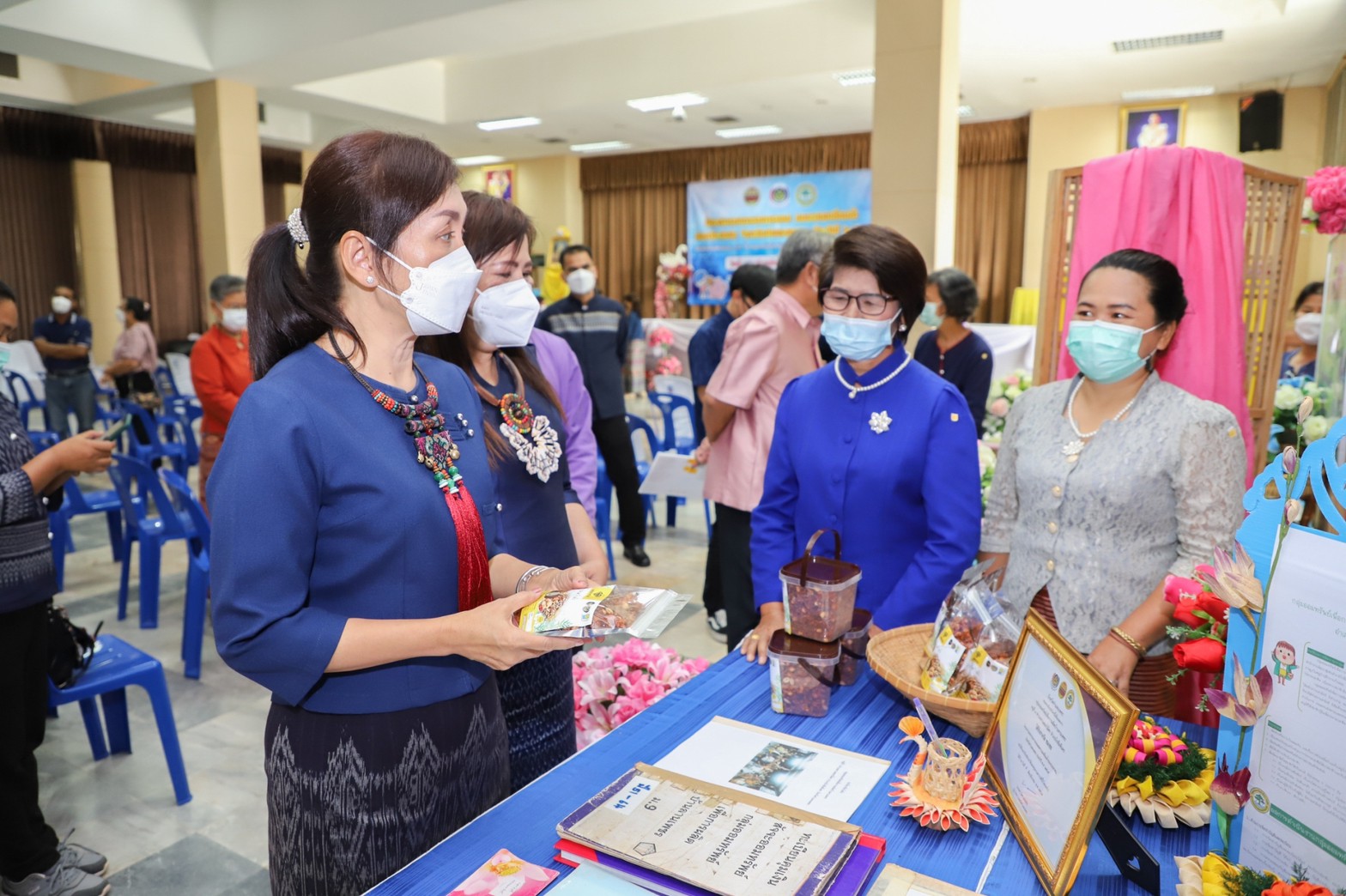 กำแพงเพชร เมืองมรดกโลก : มหกรรมการออม ลดความเหลื่อมล้ำของประชาชน จังหวัดกำแพงเพชร เผย!เงินสะสมเกือบ 400 ล้าน