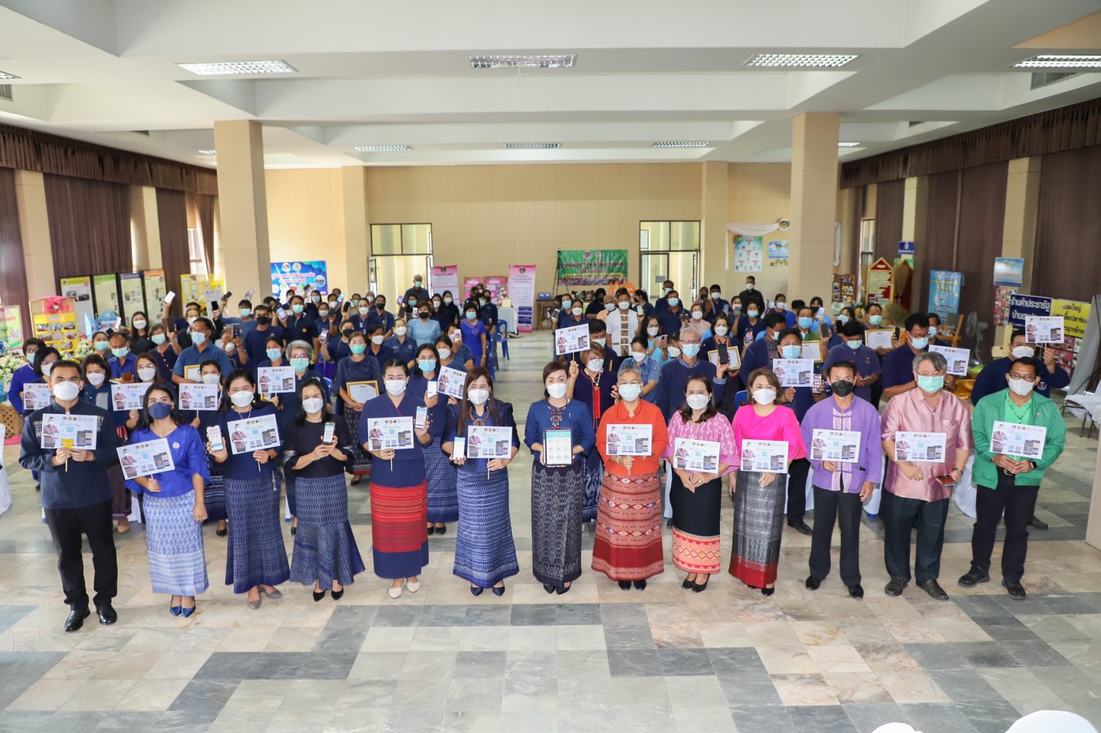 กำแพงเพชร เมืองมรดกโลก : มหกรรมการออม ลดความเหลื่อมล้ำของประชาชน จังหวัดกำแพงเพชร เผย!เงินสะสมเกือบ 400 ล้าน