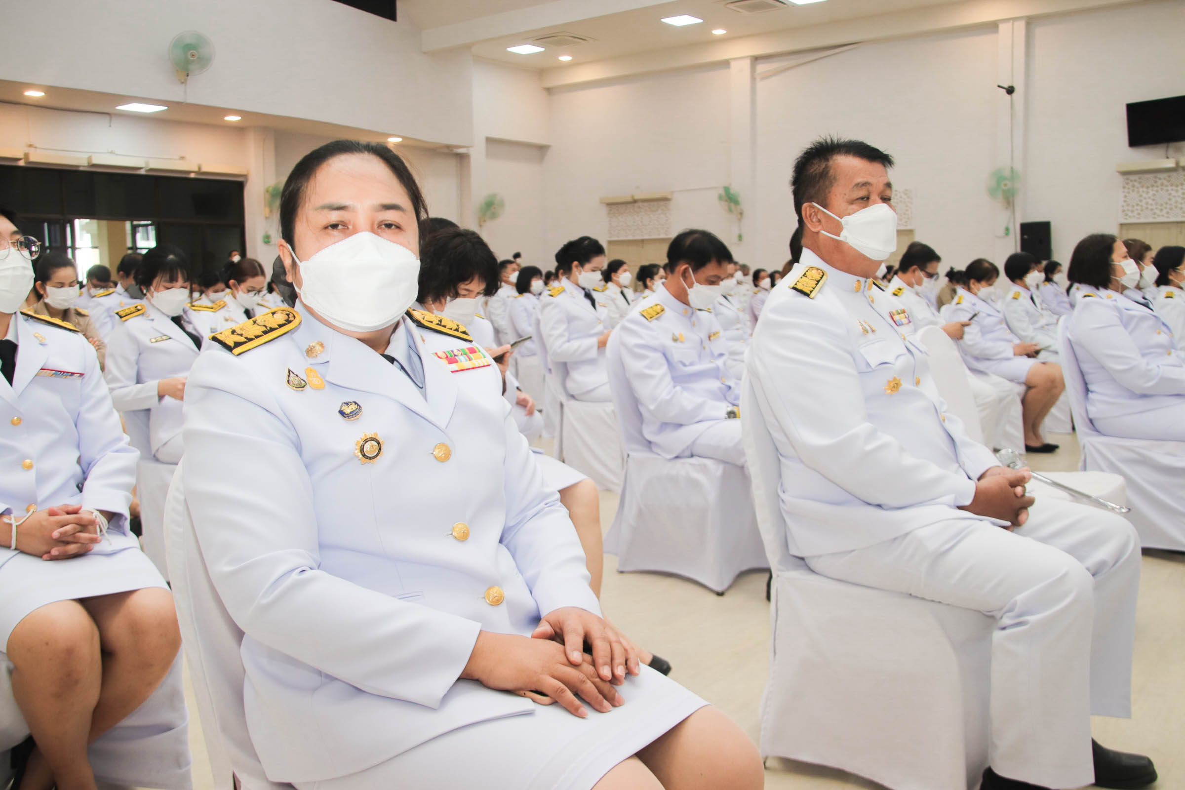 พช.กำแพงเพชร ร่วมพิธีถวายพวงมาลาสักการะ เบื้องหน้าพระบรม สาทิสลักษณ์ สมเด็จพระนเรศวรมหาราช และถวายราชสดุดี เนื่องในวันคล้ายวันสวรรคตสมเด็จพระนเรศวรมหาราช