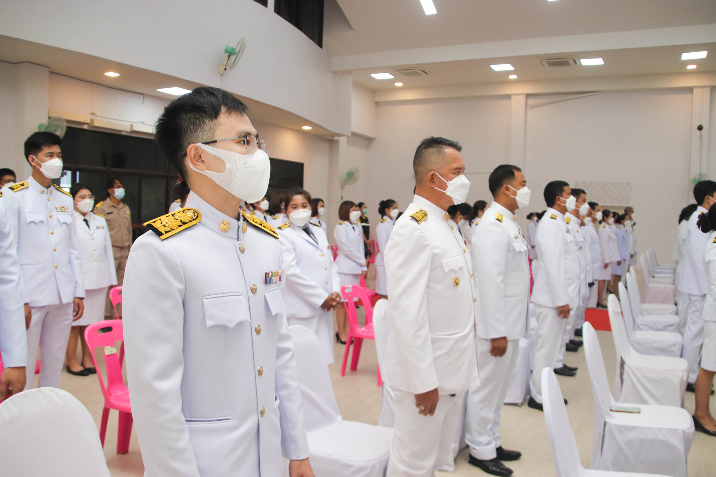 พช.กำแพงเพชร ร่วมพิธีถวายพวงมาลาสักการะ เบื้องหน้าพระบรม สาทิสลักษณ์ สมเด็จพระนเรศวรมหาราช และถวายราชสดุดี เนื่องในวันคล้ายวันสวรรคตสมเด็จพระนเรศวรมหาราช