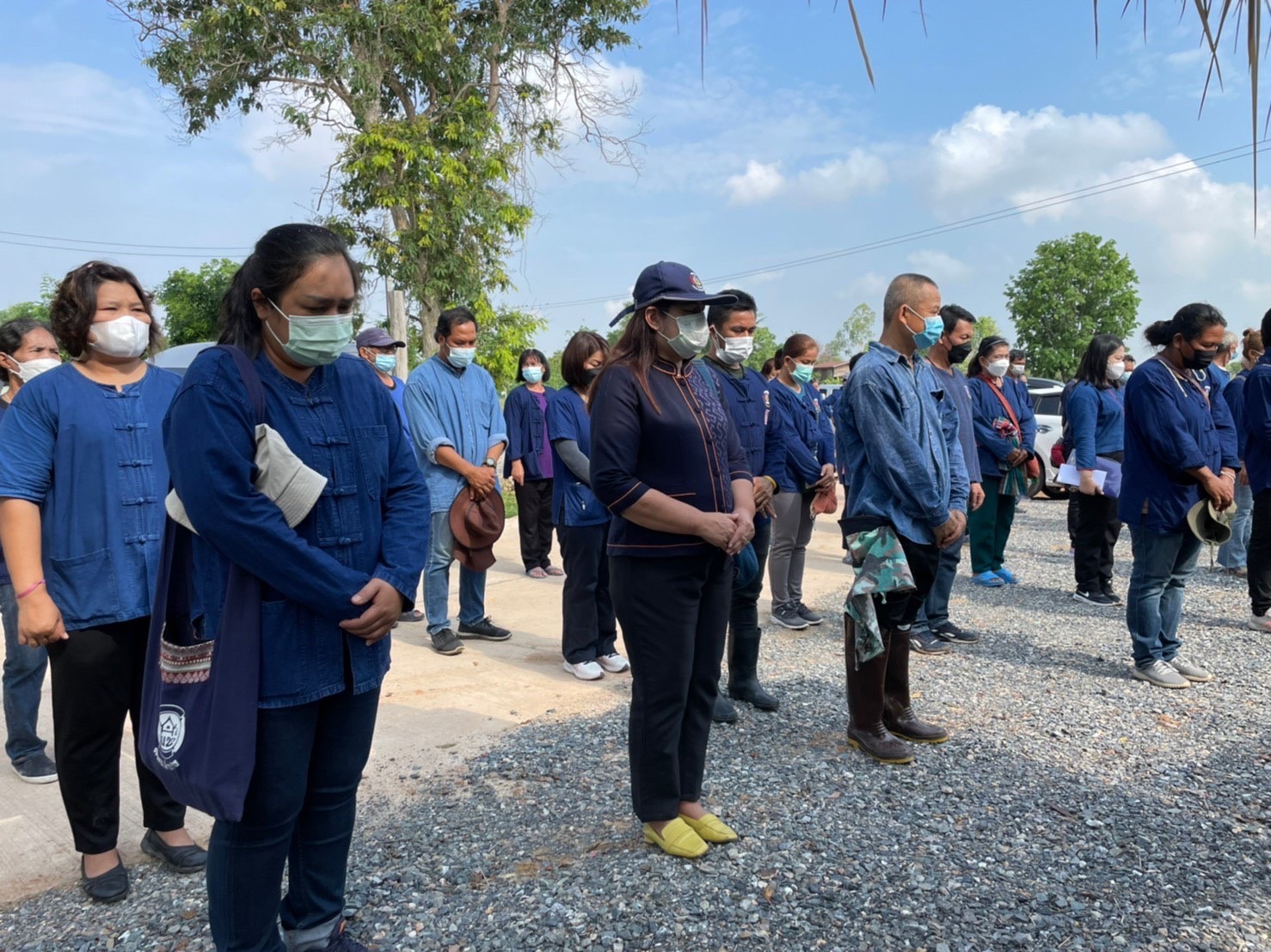 พช กำแพงเพชร และคณะกรรมการเครือข่ายโคก หนอง นา ระดับจังหวัด ร่วม  เอามื้อสามัคคี  ” โคก หนอง นา ” อำเภอขาณุวรลักษบุรี