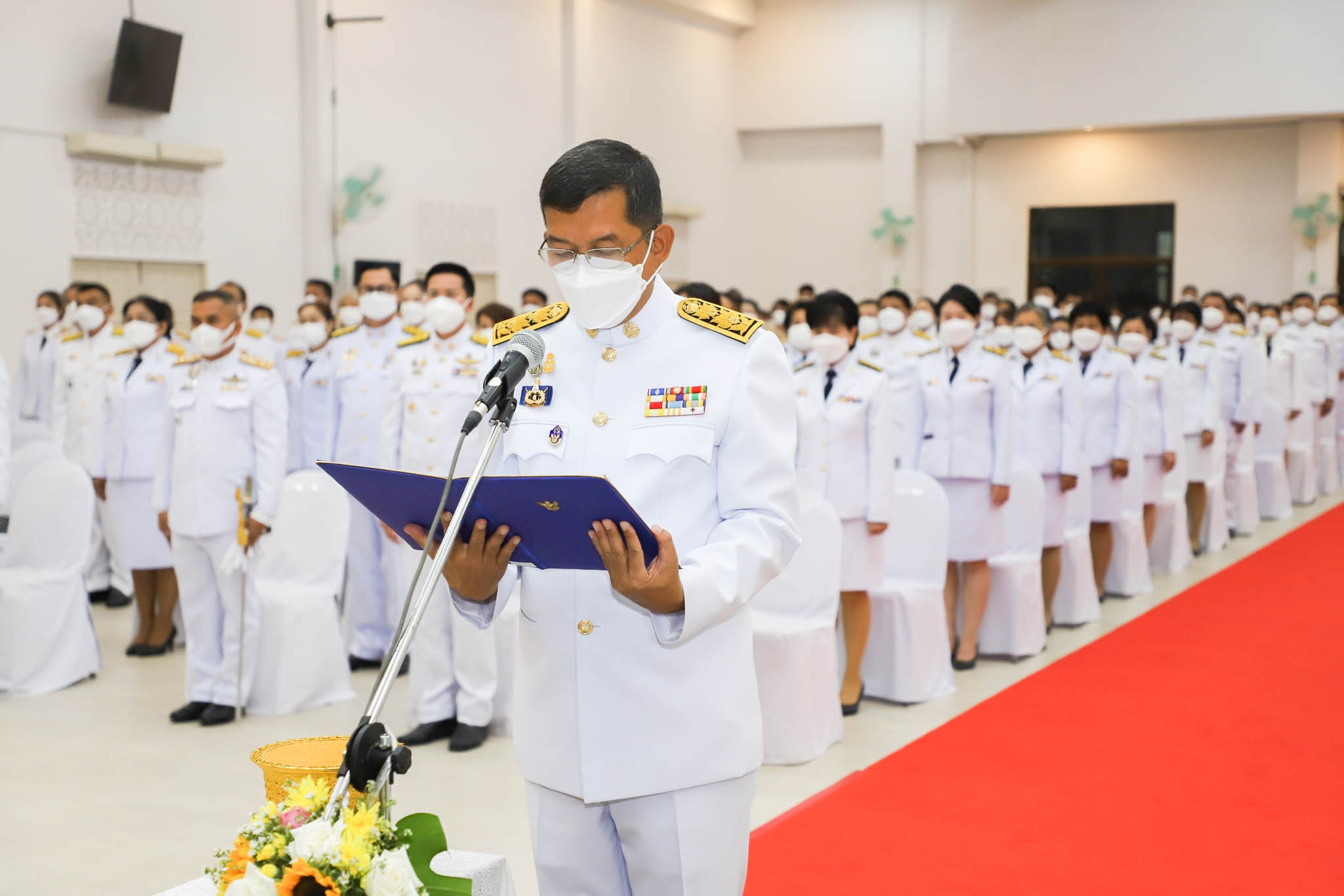 พช.กำแพงเพชร ร่วมพิธีถวายพวงมาลาสักการะ เบื้องหน้าพระบรม สาทิสลักษณ์ สมเด็จพระนเรศวรมหาราช และถวายราชสดุดี เนื่องในวันคล้ายวันสวรรคตสมเด็จพระนเรศวรมหาราช