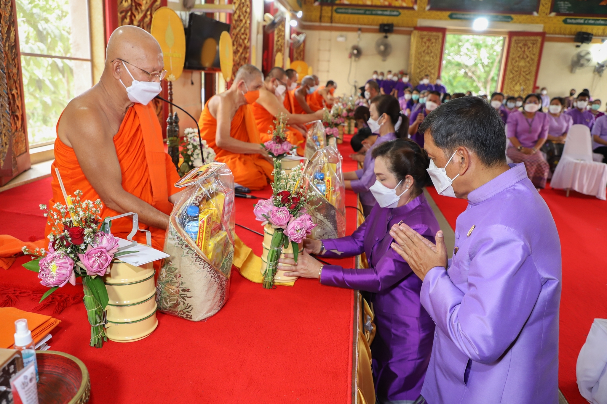 พช.กำแพงเพชร จัดพิธีทอดผ้าป่าสมทบกองทุนพัฒนาเด็กชนบทในพระราชูปถัมภ์สมเด็จพระเทพรัตนราชสุดาฯ สยามบรมราชกุมารี ประจำปี 2565