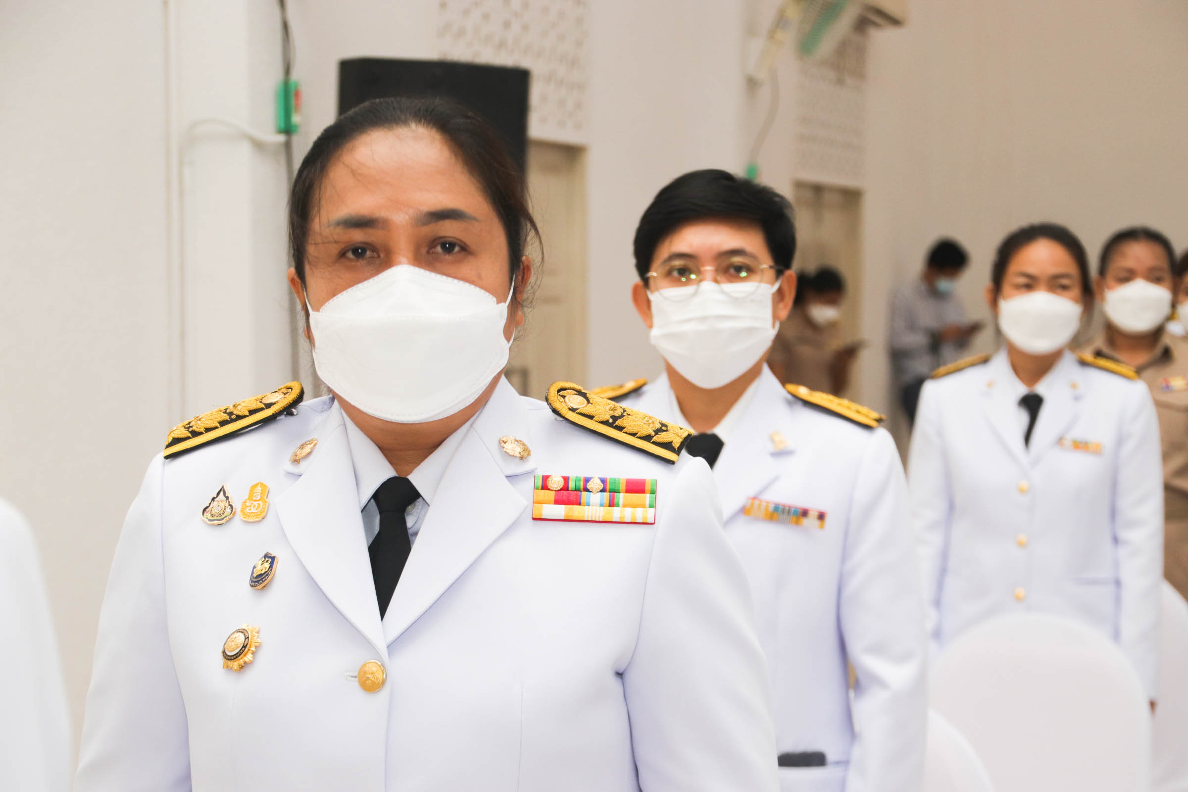 พช.กำแพงเพชร ร่วมพิธีถวายพวงมาลาสักการะ เบื้องหน้าพระบรม สาทิสลักษณ์ สมเด็จพระนเรศวรมหาราช และถวายราชสดุดี เนื่องในวันคล้ายวันสวรรคตสมเด็จพระนเรศวรมหาราช