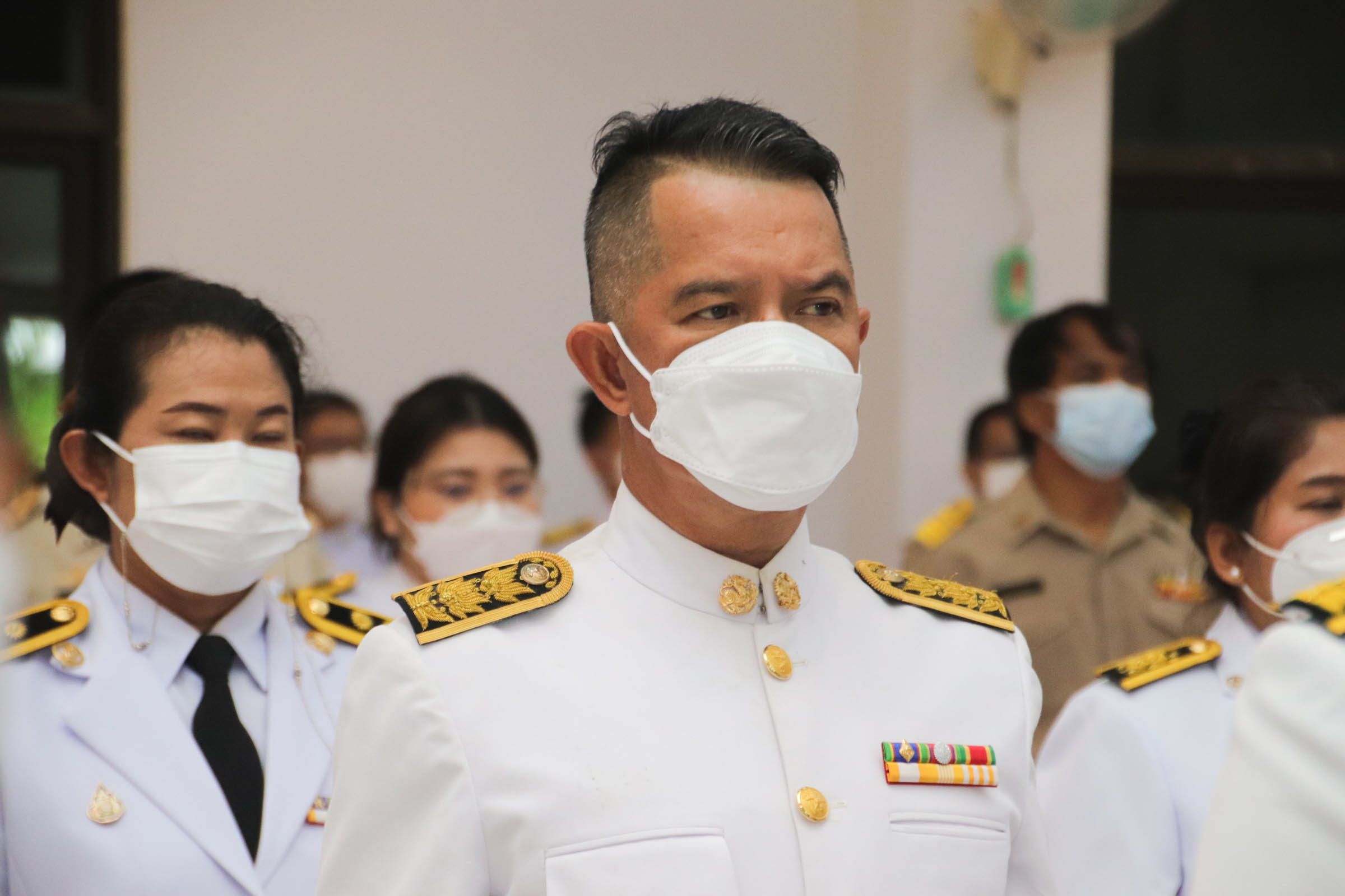 พช.กำแพงเพชร ร่วมพิธีถวายพวงมาลาสักการะ เบื้องหน้าพระบรม สาทิสลักษณ์ สมเด็จพระนเรศวรมหาราช และถวายราชสดุดี เนื่องในวันคล้ายวันสวรรคตสมเด็จพระนเรศวรมหาราช