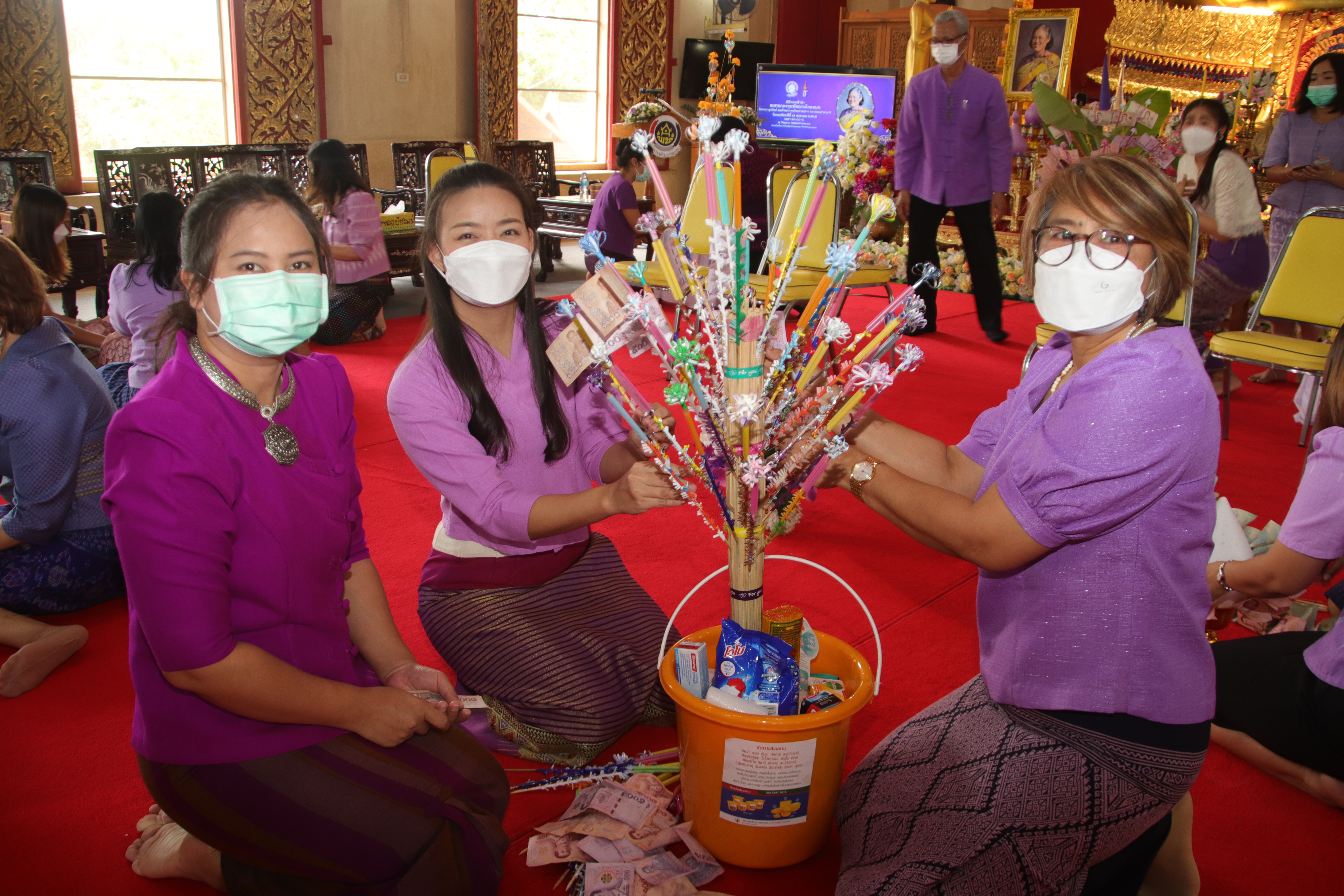 พช.กำแพงเพชร จัดพิธีทอดผ้าป่าสมทบกองทุนพัฒนาเด็กชนบทในพระราชูปถัมภ์สมเด็จพระเทพรัตนราชสุดาฯ สยามบรมราชกุมารี ประจำปี 2565