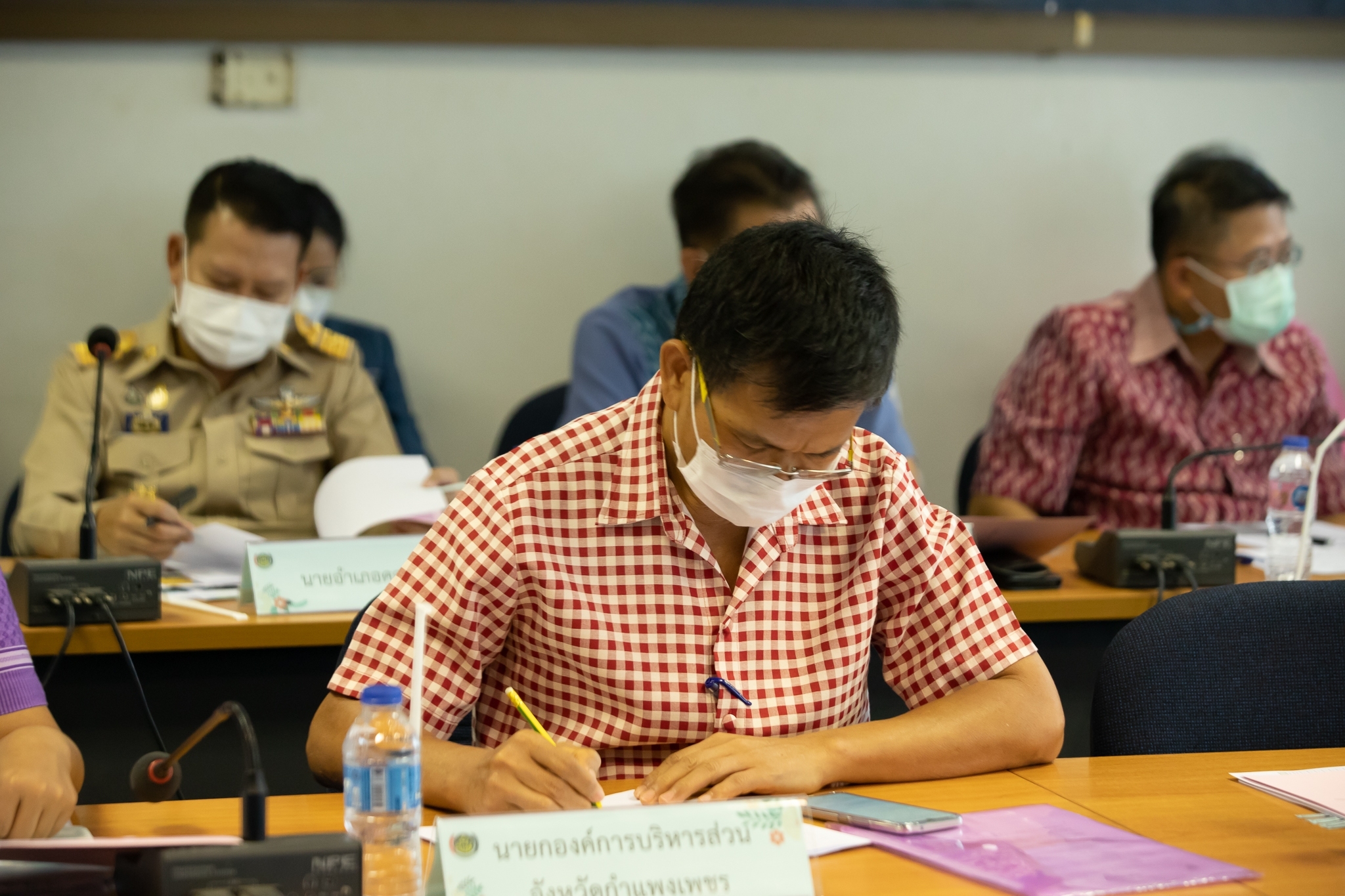 พช.กำแพงเพชร ประชุมคณะกรรมการบริหารศูนย์อำนวยการขจัดความยากจนและพัฒนาคนทุกช่วงวัยอย่างยั่งยืนตามหลักปรัชญาของเศรษฐกิจพอเพียงจังหวัดกำแพงเพชร