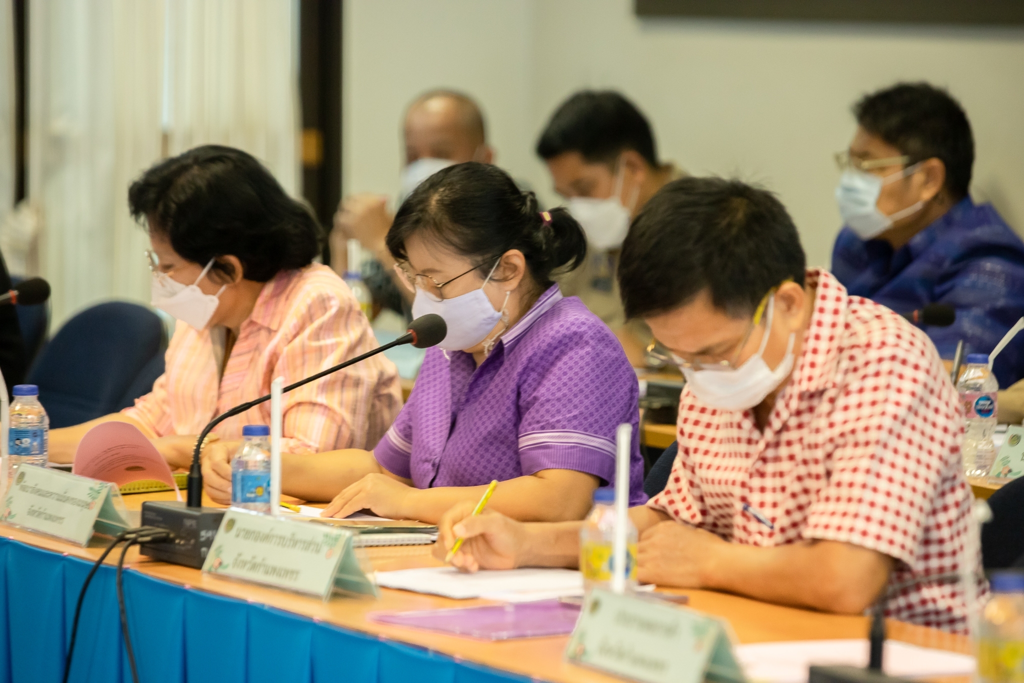 พช.กำแพงเพชร ประชุมคณะกรรมการบริหารศูนย์อำนวยการขจัดความยากจนและพัฒนาคนทุกช่วงวัยอย่างยั่งยืนตามหลักปรัชญาของเศรษฐกิจพอเพียงจังหวัดกำแพงเพชร