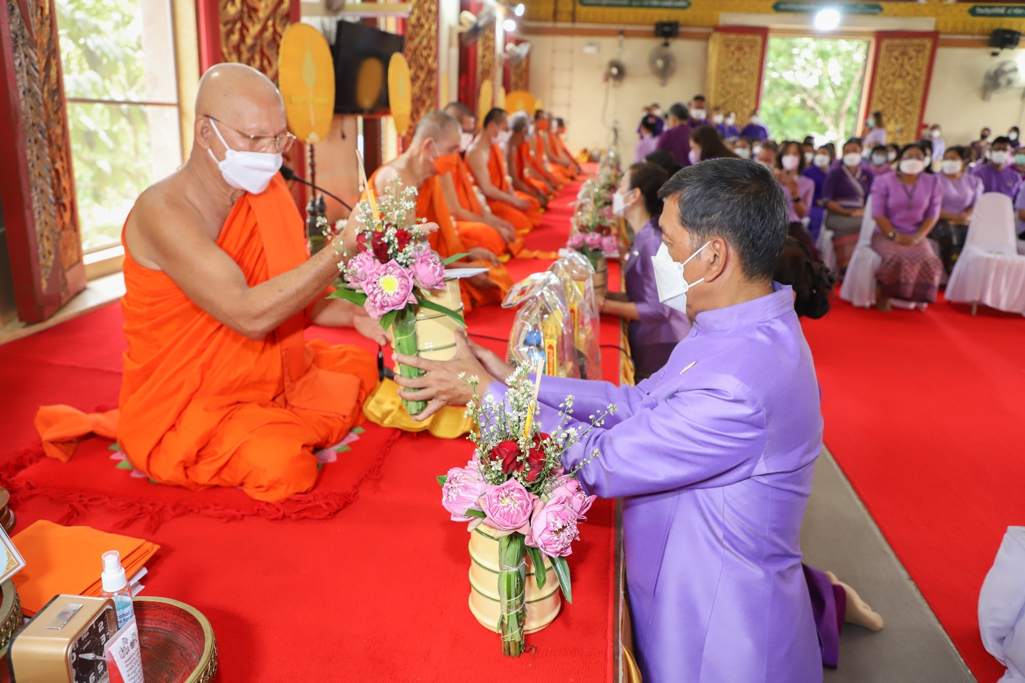 พช.กำแพงเพชร จัดพิธีทอดผ้าป่าสมทบกองทุนพัฒนาเด็กชนบทในพระราชูปถัมภ์สมเด็จพระเทพรัตนราชสุดาฯ สยามบรมราชกุมารี ประจำปี 2565
