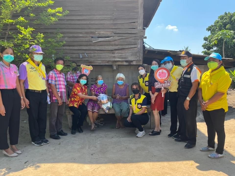 สามัคคี รวมพลัง ปฏิบัติการ “เคาะประตูแก้จน คนกำแพงฯ”
