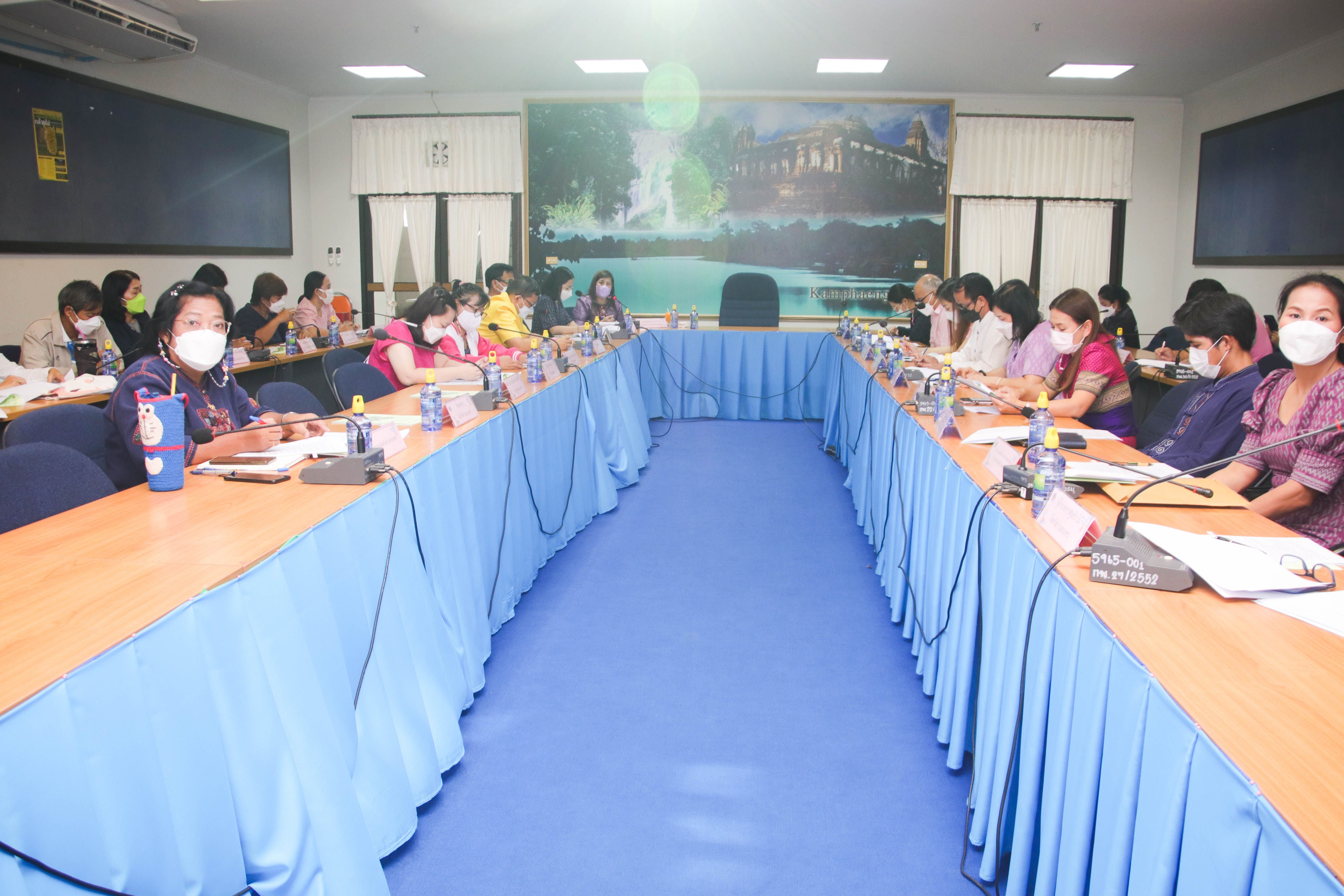 พช.กำแพงเพชร ประชุมคณะทำงานขับเคลื่อน “โคก หนอง นา โมเดล” สู่การเป็นศูนย์เรียนรู้ต้นแบบฯ ครั้งที่ 1/2565