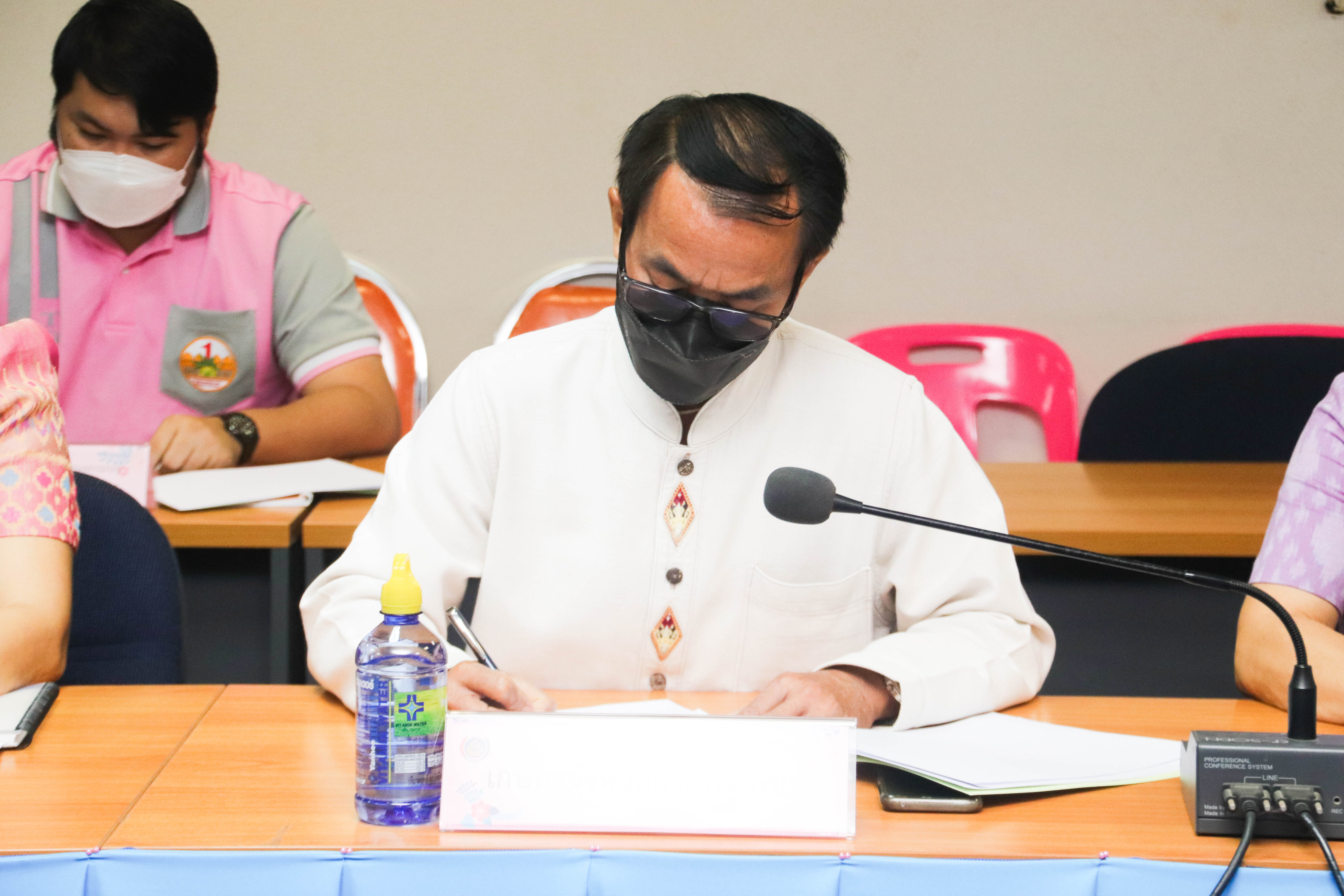 พช.กำแพงเพชร ประชุมคณะทำงานขับเคลื่อน “โคก หนอง นา โมเดล” สู่การเป็นศูนย์เรียนรู้ต้นแบบฯ ครั้งที่ 1/2565