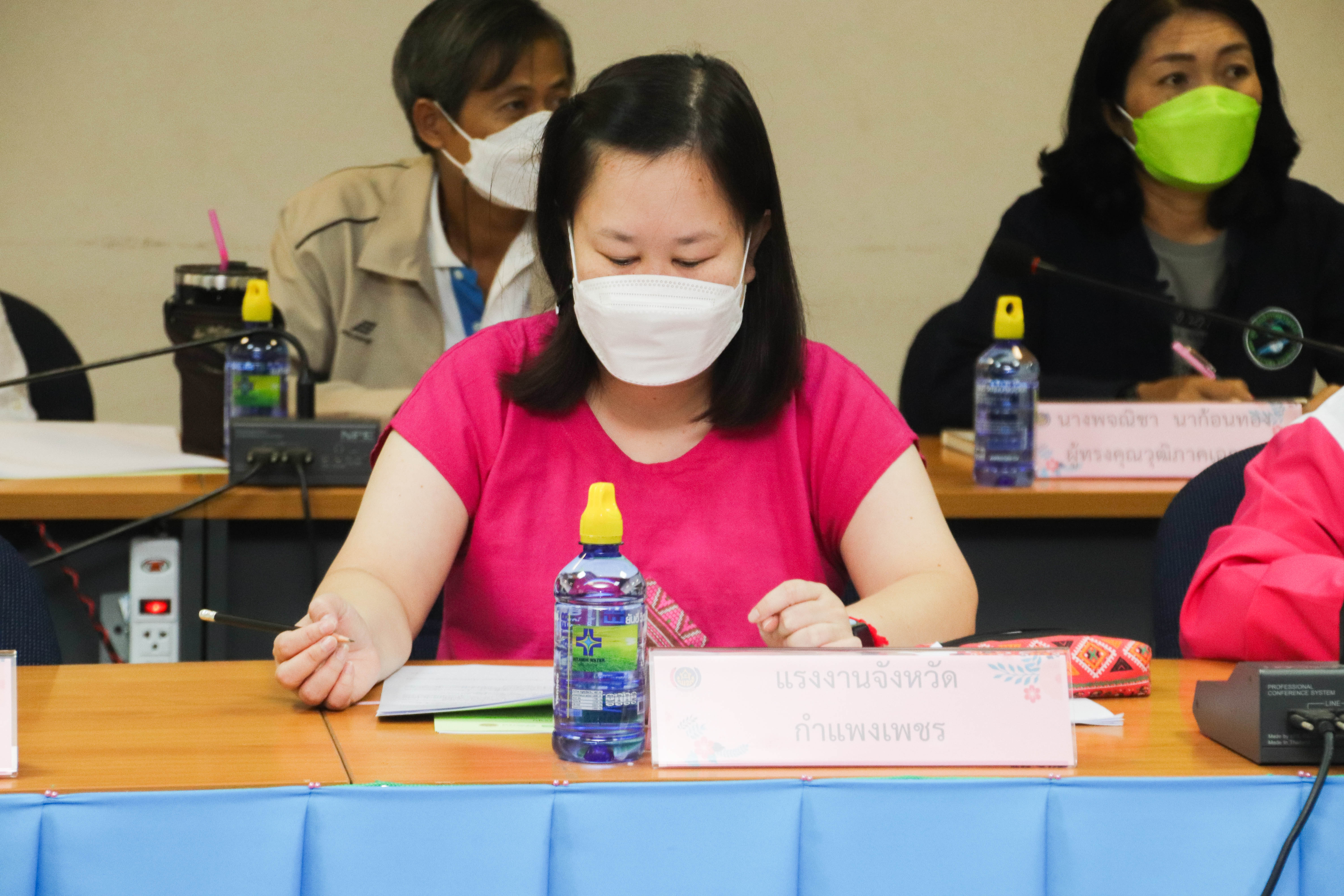 พช.กำแพงเพชร ประชุมคณะทำงานขับเคลื่อน “โคก หนอง นา โมเดล” สู่การเป็นศูนย์เรียนรู้ต้นแบบฯ ครั้งที่ 1/2565
