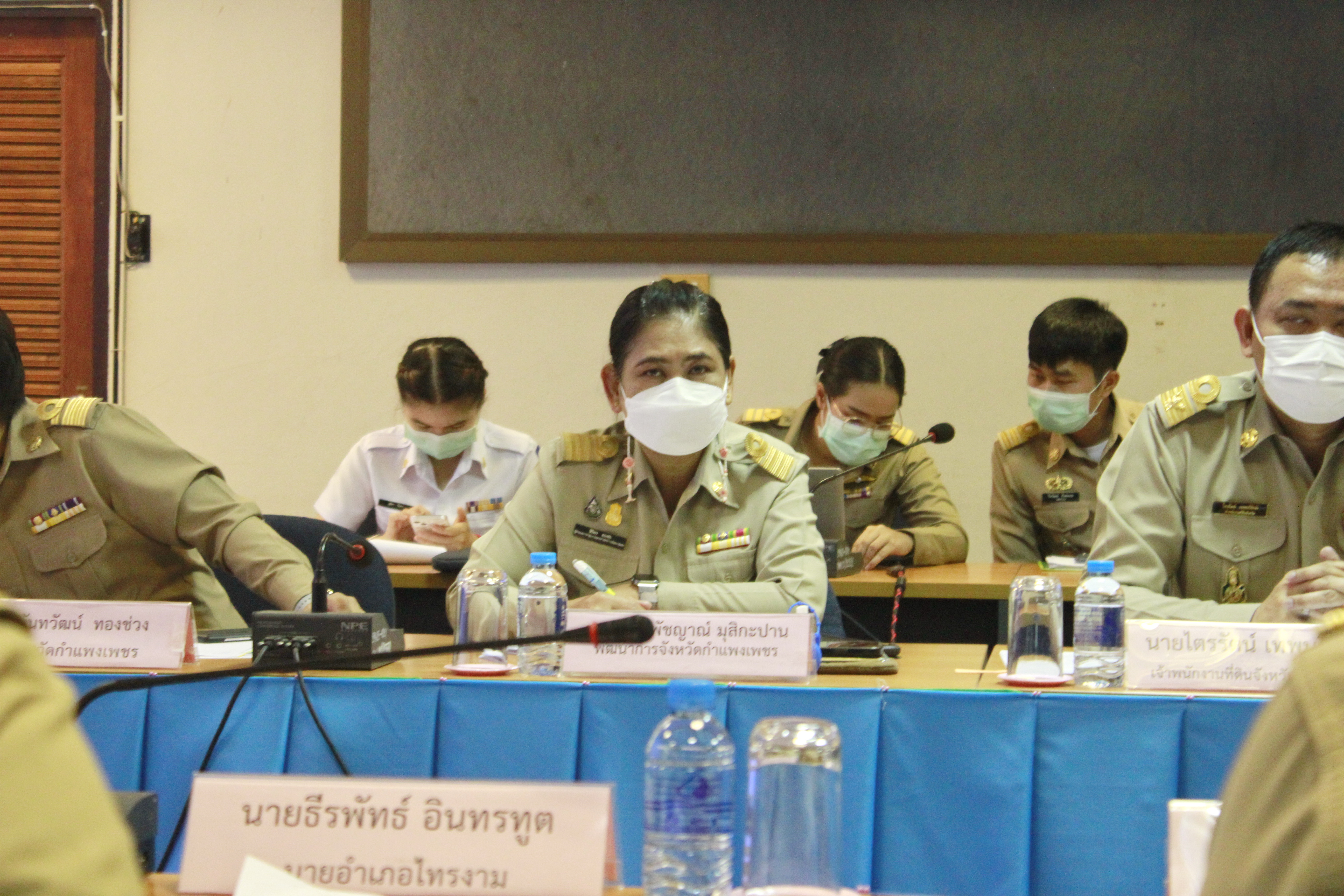พช.กำแพงเพชร : ร่วมประชุมข้อราชการผู้บังคับบัญชาหัวหน้าส่วนราชการ และประชุมคณะกรมการจังหวัดและหัวหน้าส่วนราชการ ครั้งที่ 5/2565