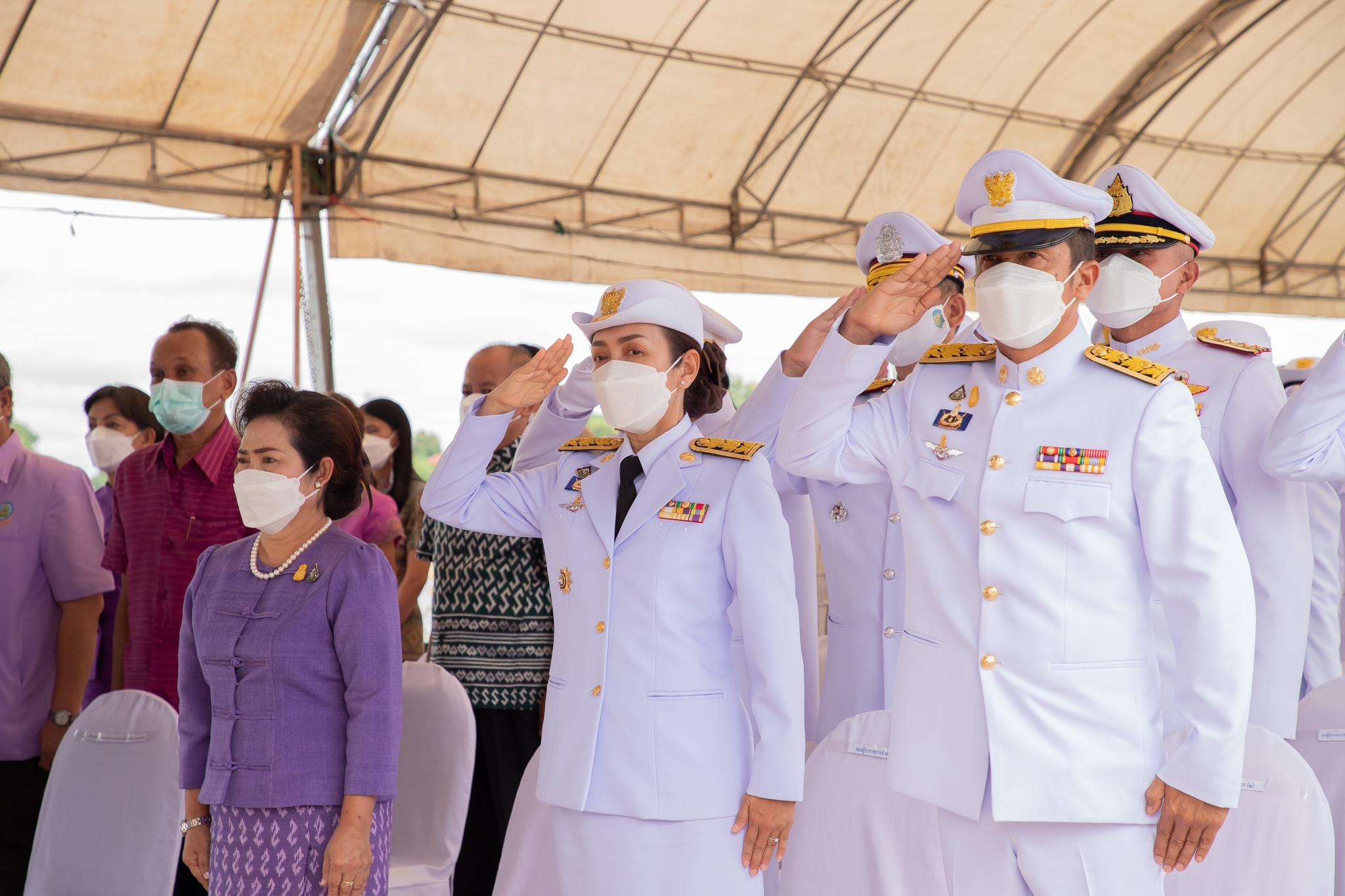 พช.กำแพงเพชร ร่วมพิธีเปิดงานแข่งขันเรือยาวประเพณีจังหวัดกำแพงเพชร ครั้งที่ 2