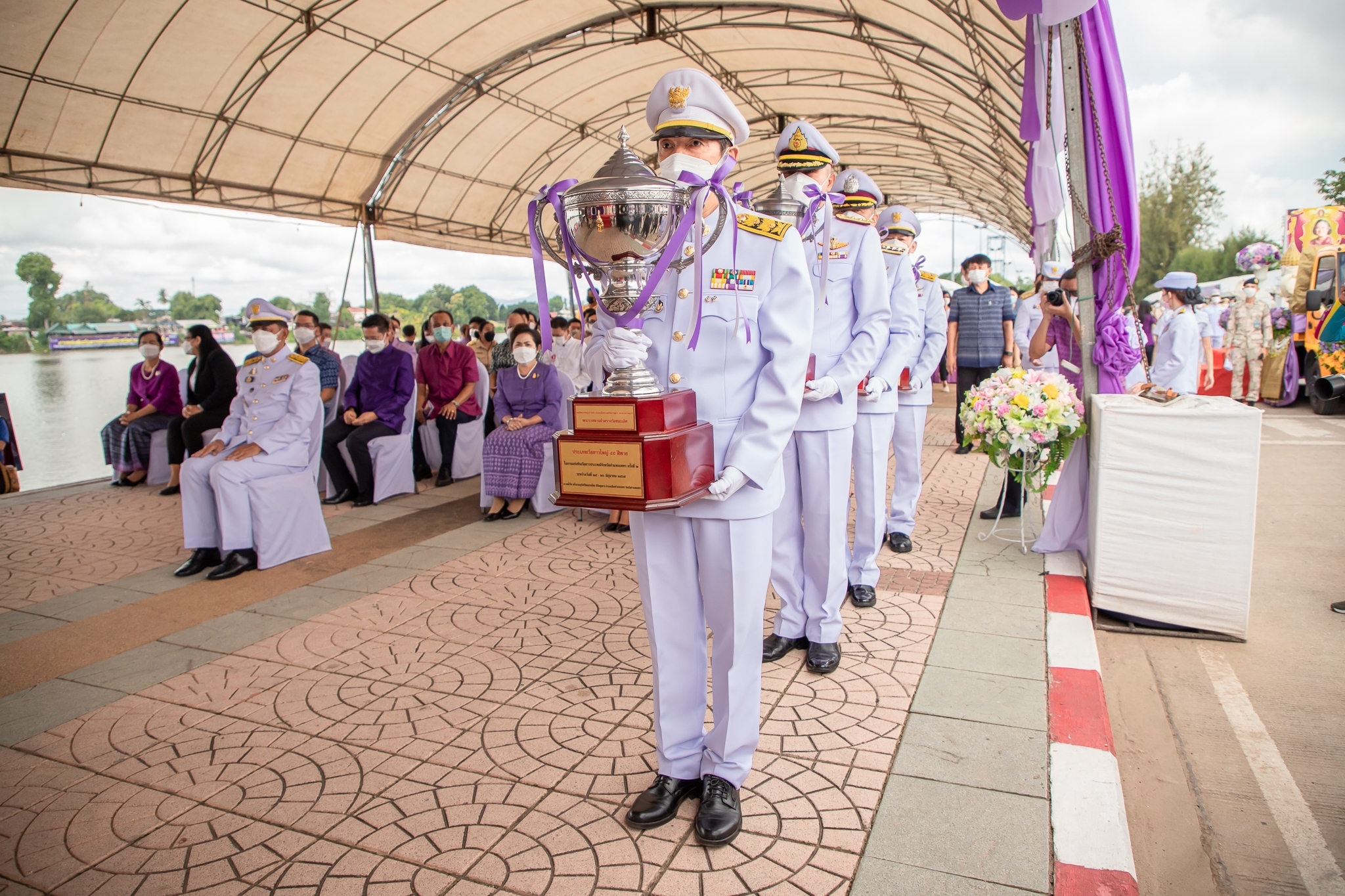 พช.กำแพงเพชร ร่วมพิธีเปิดงานแข่งขันเรือยาวประเพณีจังหวัดกำแพงเพชร ครั้งที่ 2