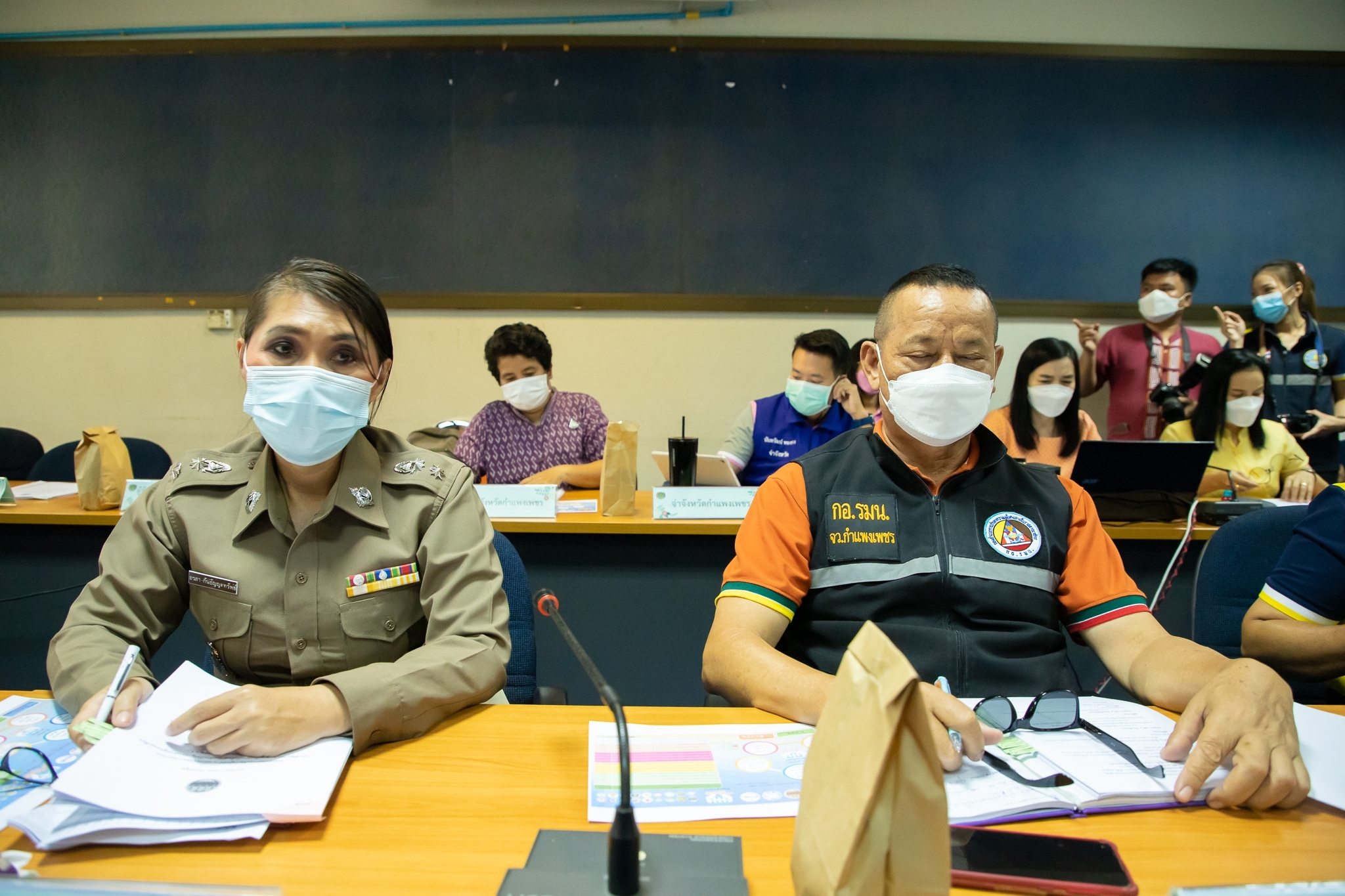 พช.กำแพงเพชร ประชุมคณะกรรมการบริหารศูนย์อำนวยการขจัดความยากจนและพัฒนาคนทุกช่วงวัยอย่างยั่งยืนตามหลักปรัชญาของเศรษฐกิจพอเพียงจังหวัดกำแพงเพชร (คจพ.จ.) ครั้งที่ 3/2565