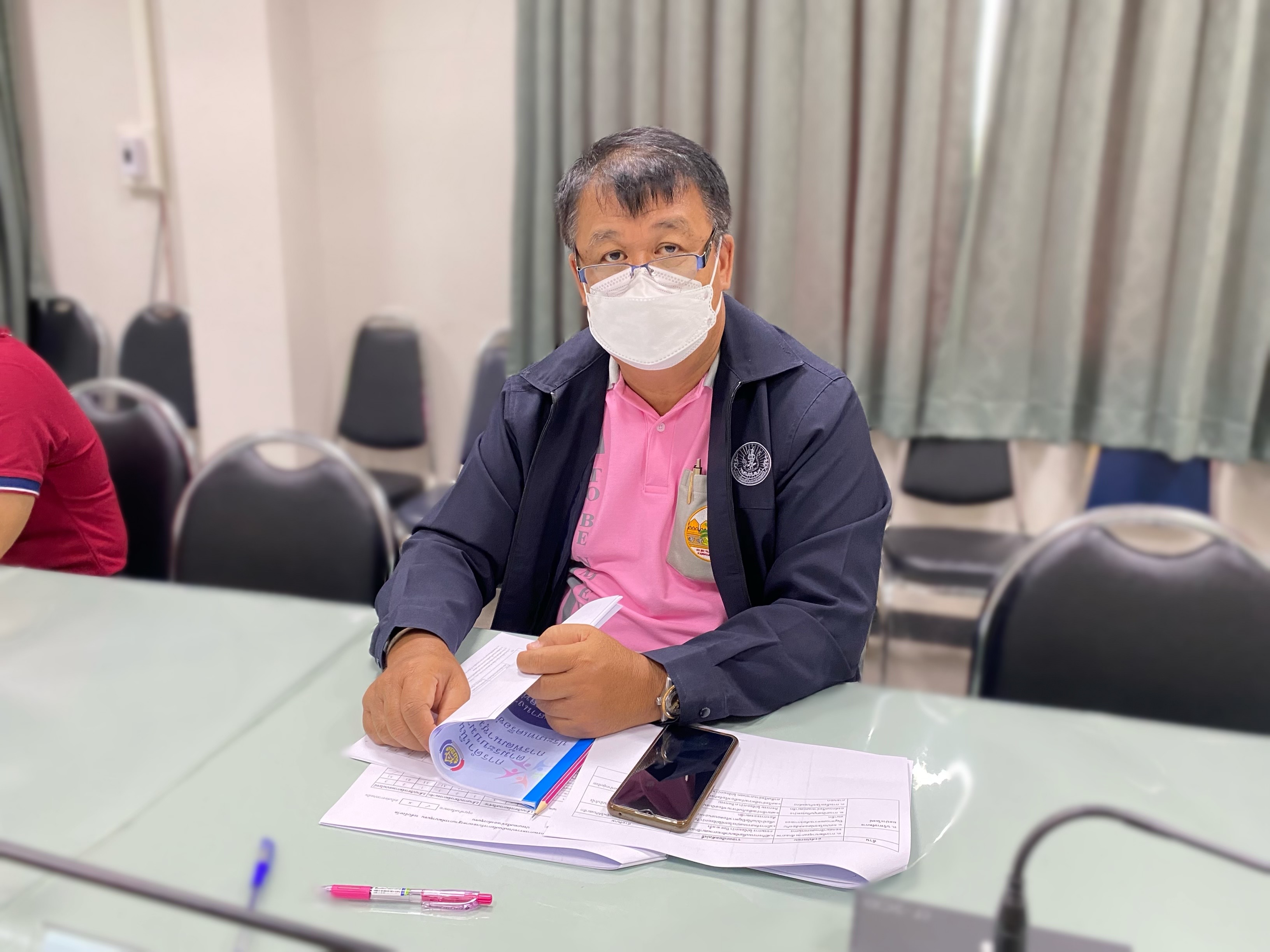 พช.กำแพงเพชร พิจารณาการประเมินผลเพื่อรับรองมาตรฐานการพัฒนาชุมชน ระดับจังหวัด