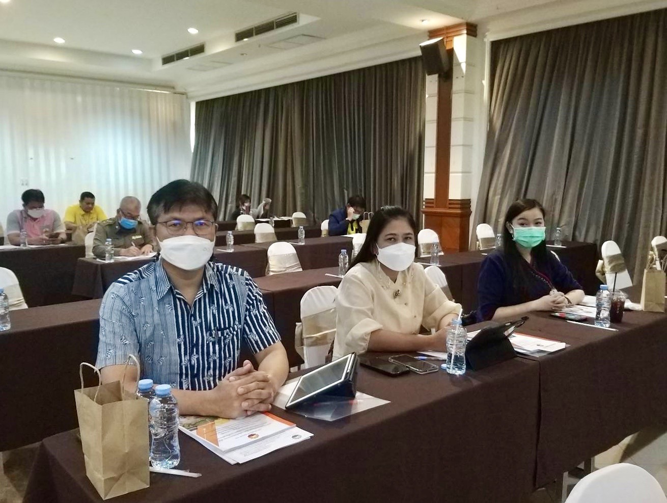พช.กำแพงเพชร ร่วมประชุมรับฟังความคิดเห็นของประชาชนครั้งที่ 1