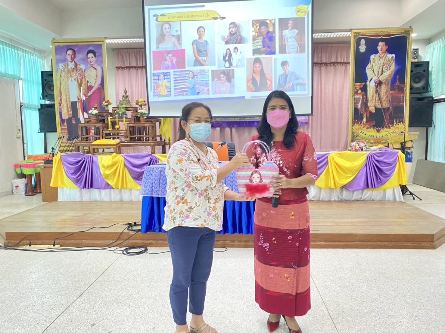 พช.กำแพงเพชร ร่วมโครงการส่งเสริมพัฒนาสตรีและเสริมสร้างความเข้มแข็งของครอบครัว ประจำปีงบประมาณ พ.ศ. 2565