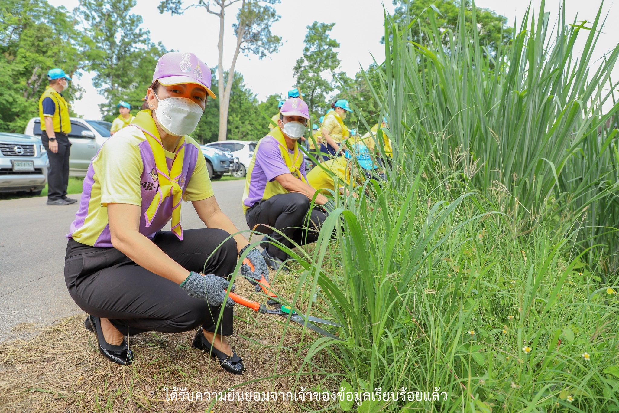 พช.กำแพงเพชร ร่วมกิจกรรมจิตอาสาเฉลิมพระเกียรติสมเด็จพระนางเจ้าฯ พระบรมราชินี 3 มิถุนายน 2565
