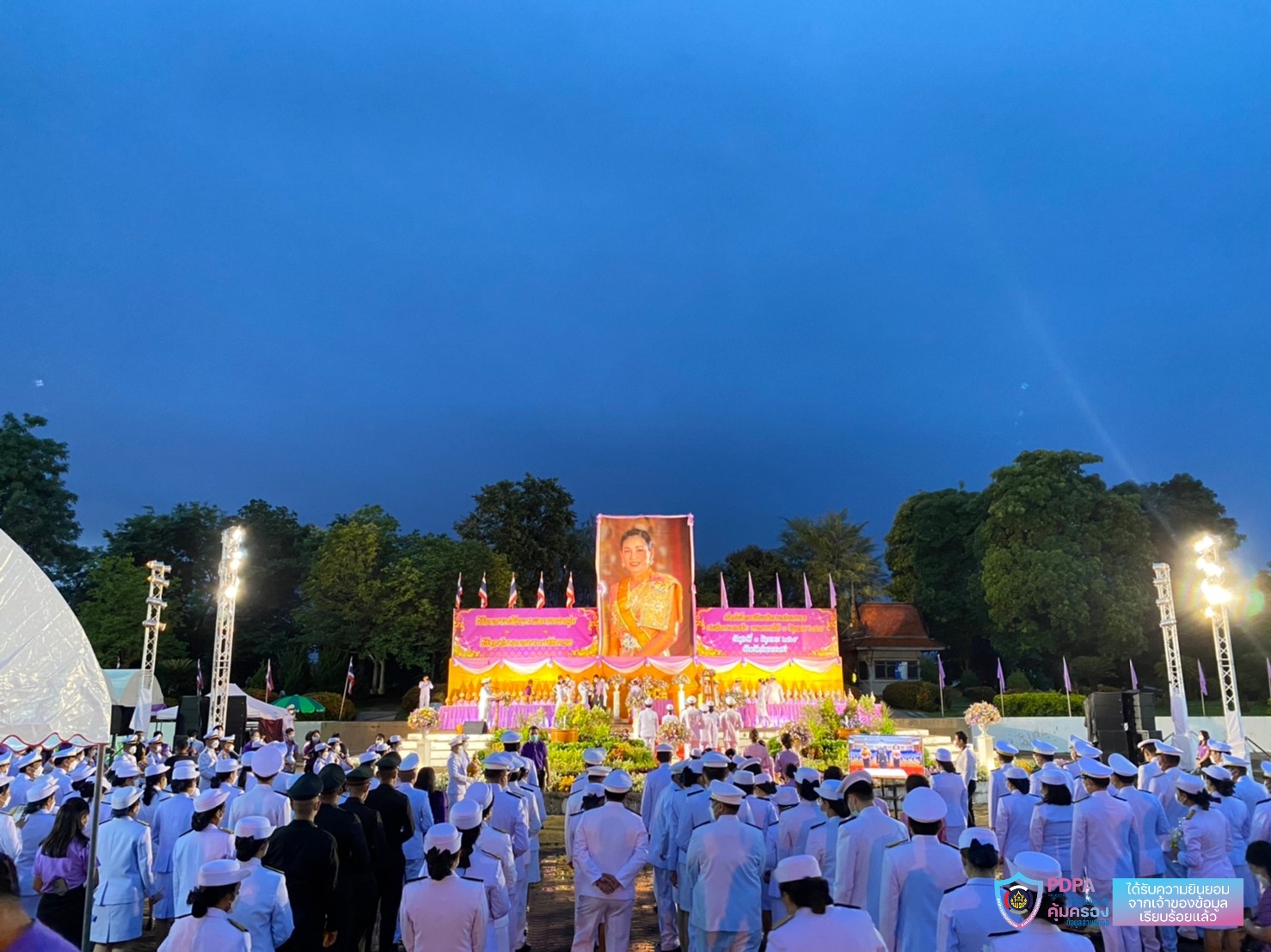 พช.กำแพงเพชร ร่วมพิธีถวายราชสักการะและวางพานพุ่ม และพิธีจุดเทียนชัยถวายพระพรชัยมงคล สมเด็จพระนางเจ้าฯ พระบรมราชินี 3 มิถุนายน 2565