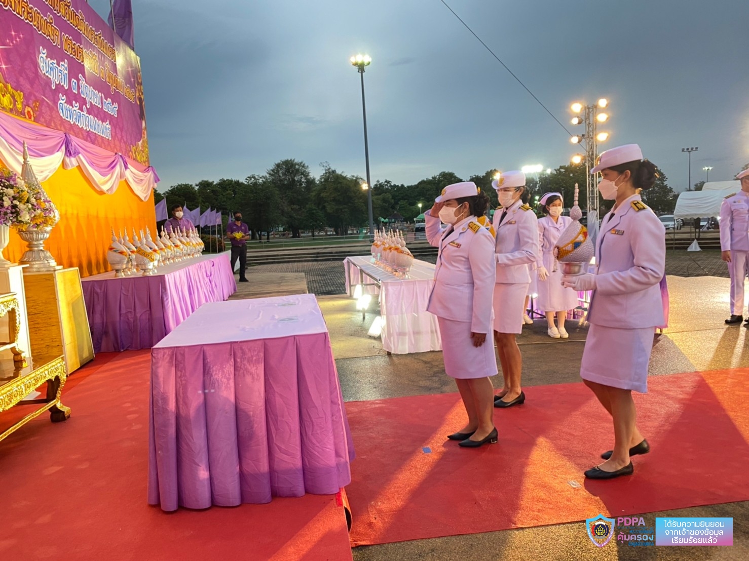 พช.กำแพงเพชร ร่วมพิธีถวายราชสักการะและวางพานพุ่ม และพิธีจุดเทียนชัยถวายพระพรชัยมงคล สมเด็จพระนางเจ้าฯ พระบรมราชินี 3 มิถุนายน 2565