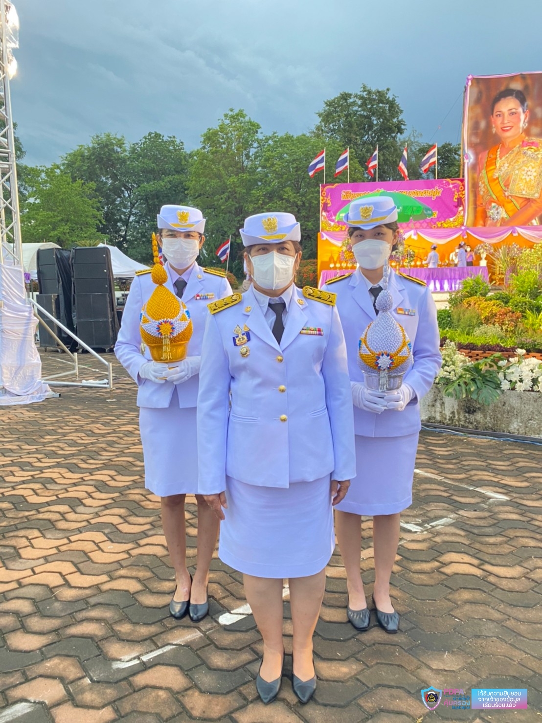 พช.กำแพงเพชร ร่วมพิธีถวายราชสักการะและวางพานพุ่ม และพิธีจุดเทียนชัยถวายพระพรชัยมงคล สมเด็จพระนางเจ้าฯ พระบรมราชินี 3 มิถุนายน 2565