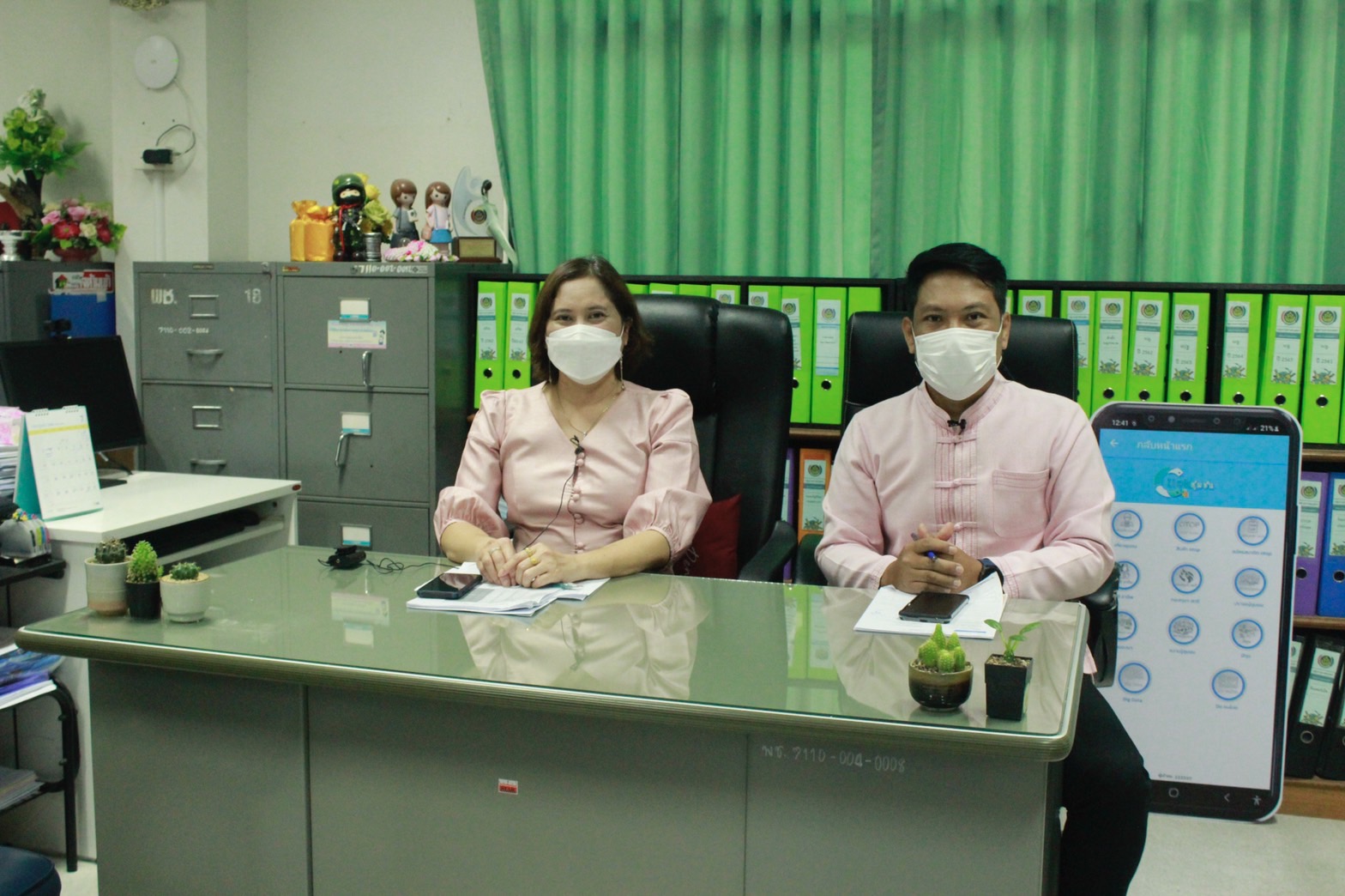 พช.กำแพงเพชร โปรโมท “Click ชุมชน” ทางรายการพัฒนาพาที ย้ำ! ใครกำลังจะสอบพัฒนากร ต้องโหลดไปดู!