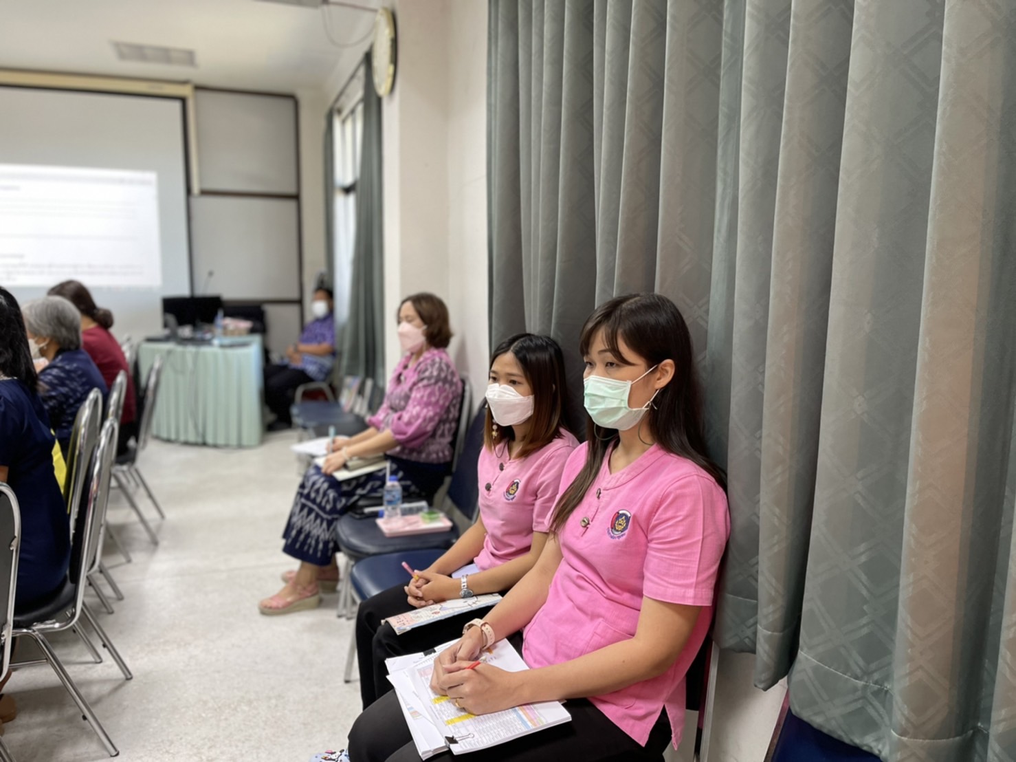 พช.กำแพงเพชร ประชุมผู้อำนวยการกลุ่มงาน พัฒนาการอำเภอ และนักวิชาการพัฒนาชุมชน ครั้งที่ 5/2565