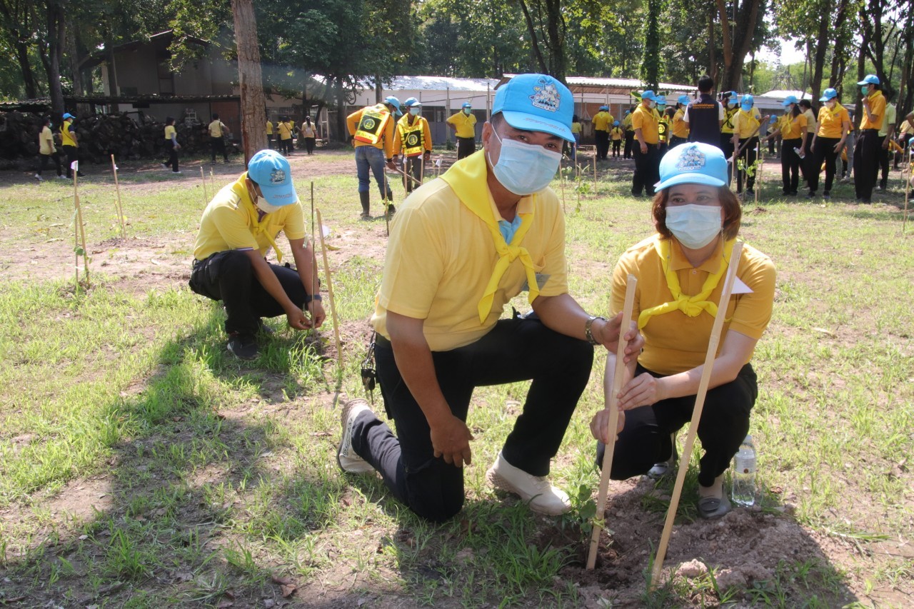 พช.กำแพงเพชร ร่วมกิจกรรมจิตอาสาเฉลิมพระเกียรติ เนื่องในโอกาสวันเฉลิมพระชนมพรรษาพระบาทสมเด็จพระวชิรเกล้าเจ้าอยู่หัว 28 กรกฎาคม 2565