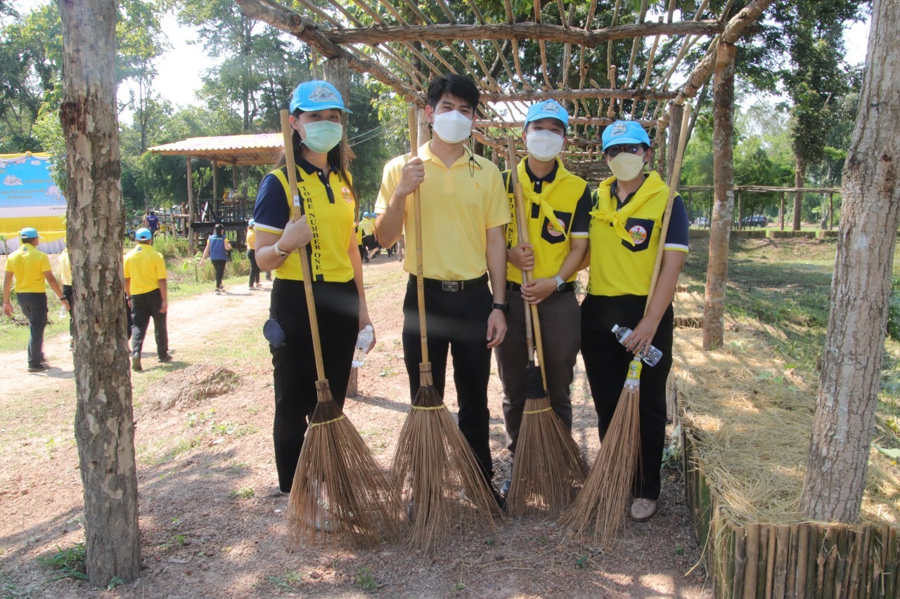 พช.กำแพงเพชร ร่วมกิจกรรมจิตอาสาเฉลิมพระเกียรติ เนื่องในโอกาสวันเฉลิมพระชนมพรรษาพระบาทสมเด็จพระวชิรเกล้าเจ้าอยู่หัว 28 กรกฎาคม 2565