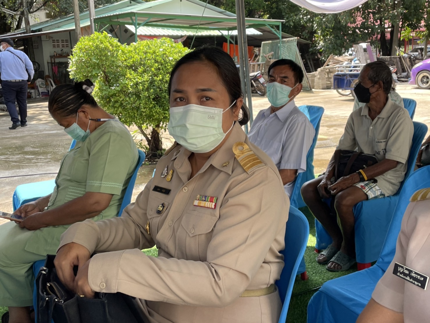 พช.กำแพงเพชร ร่วมพิธีปลงผมนาค ตามโครงการบรรพชาอุปสมบท 910 รูป เฉลิมพระเกียรติ สมเด็จพระนางเจ้าสิริกิติ์ พระบรมราชินีนาถ พระบรมราชชนนีพันปีหลวง เนื่องในโอกาสมหามงคลเฉลิมพระชนมพรรษา 90 พรรษา 12 สิงหาคม 2565 ณ วัดบ่อสามแสน จังหวัดกำแพงเพชร