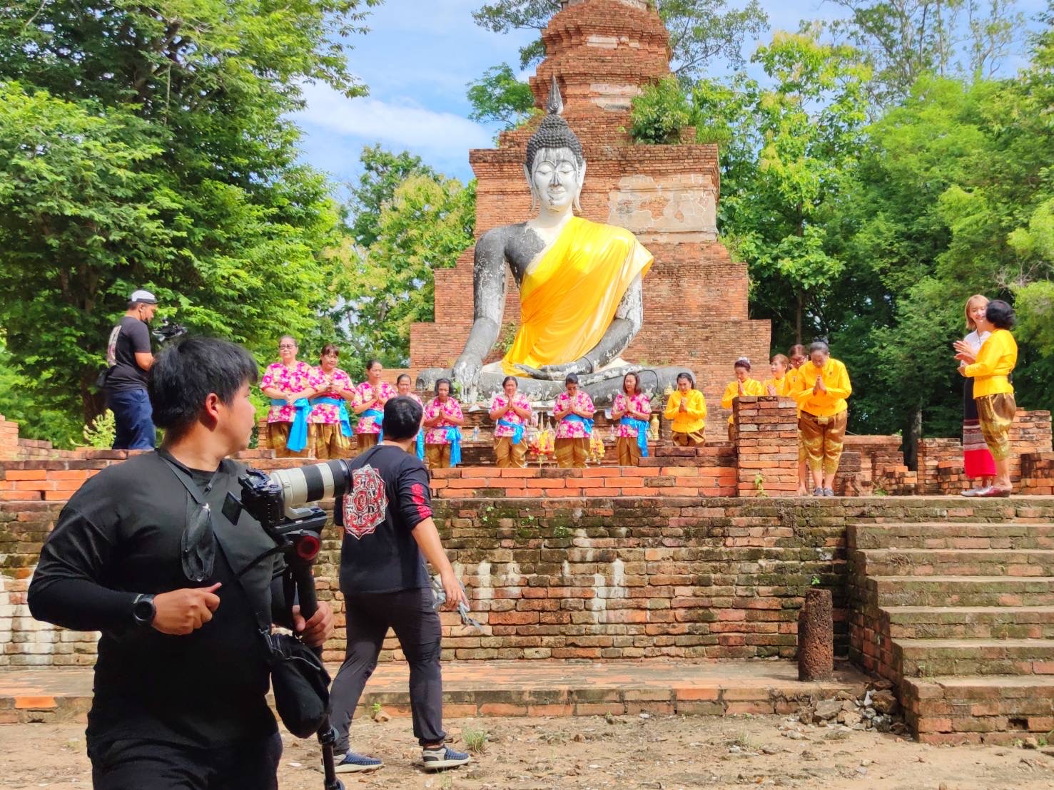 พช.กำแพงเพชร ร่วมติดตามสนับสนุนการผลิตสื่อเพื่อการประชาสัมพันธ์แหล่งท่องเที่ยวชุมชน