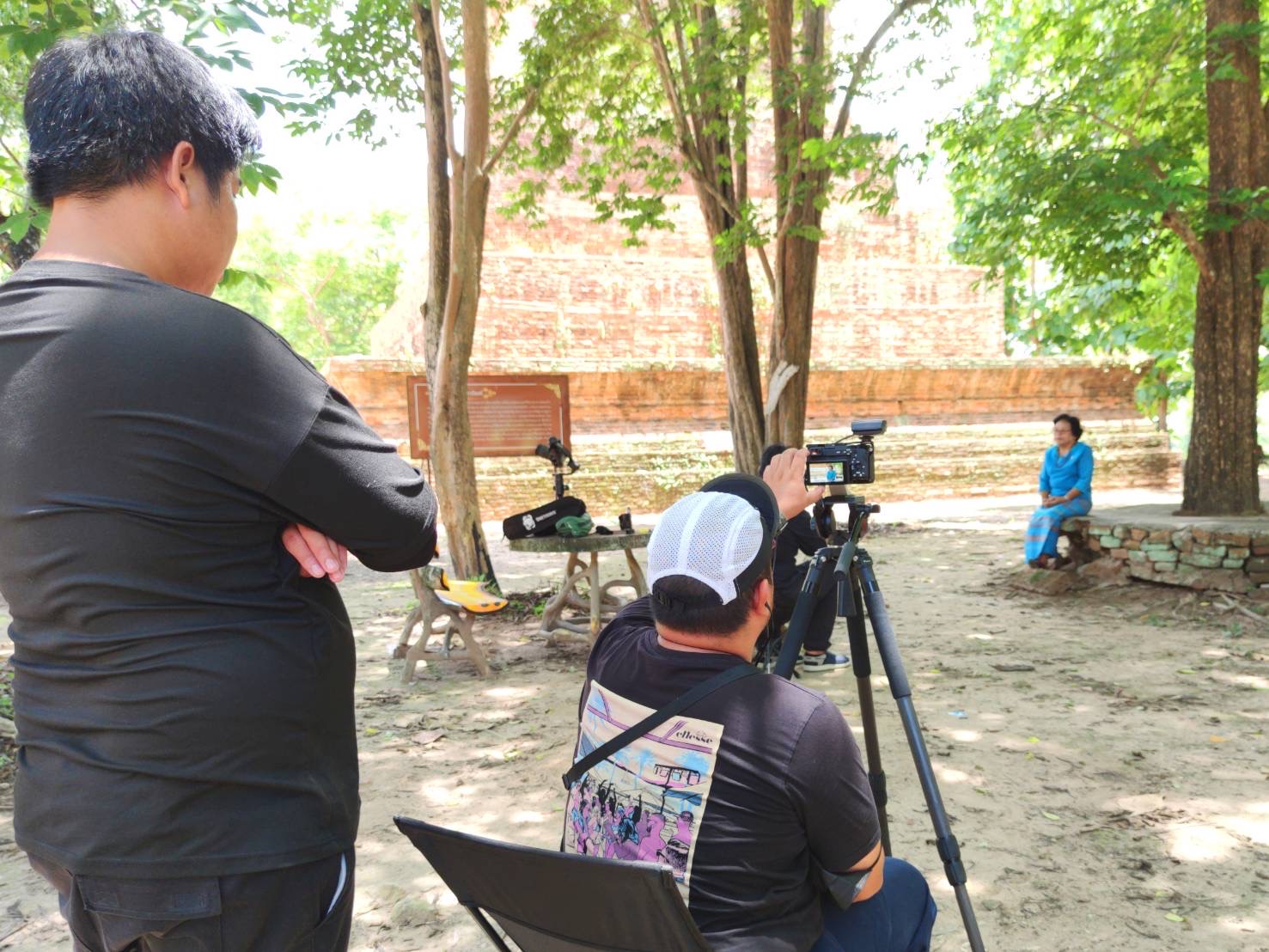 พช.กำแพงเพชร ร่วมติดตามสนับสนุนการผลิตสื่อเพื่อการประชาสัมพันธ์แหล่งท่องเที่ยวชุมชน